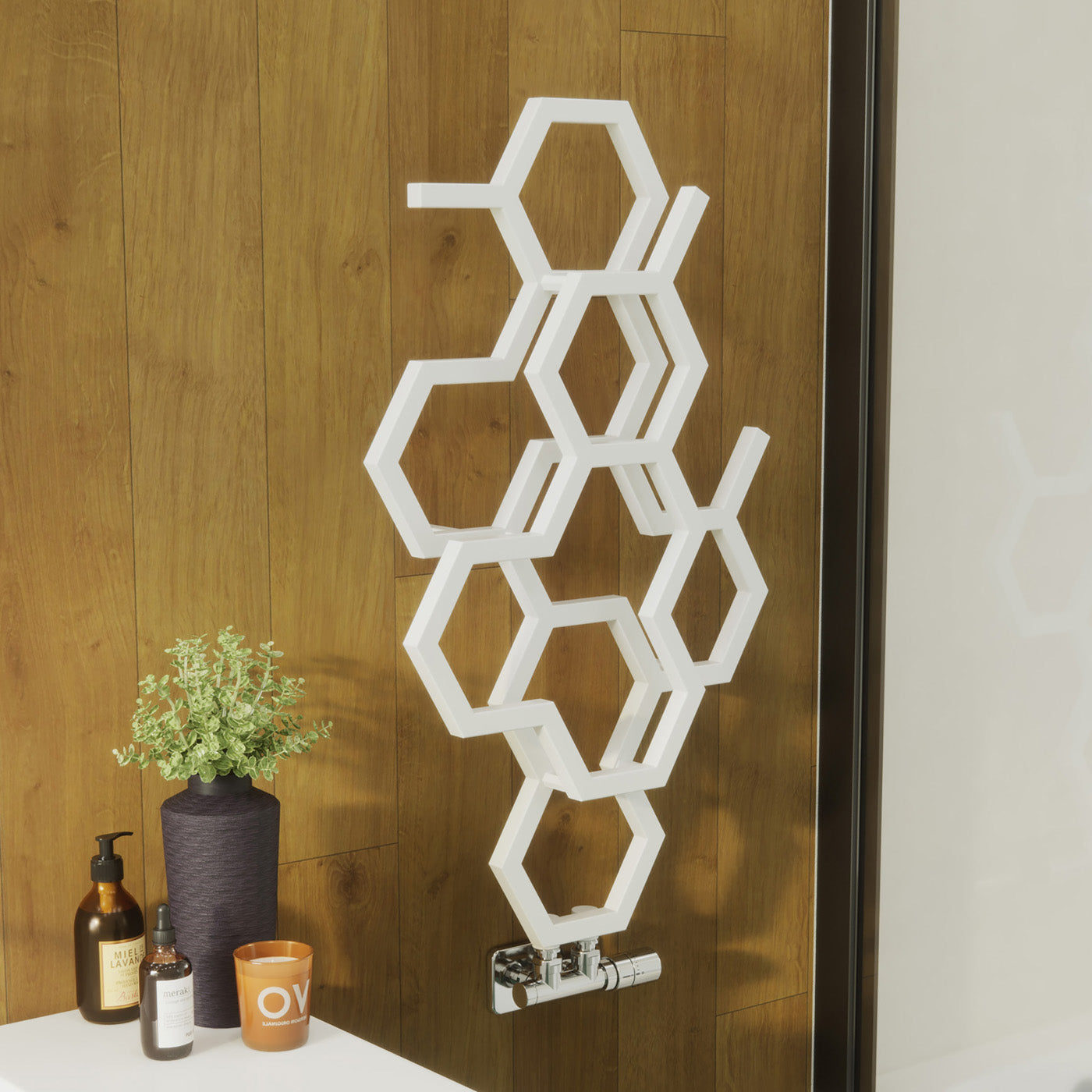 02_Terma-HEX_-821h-x-486w_mm_-846-BTUs-Heated-Towel-Rail_-Soft-9016-_Matt-White