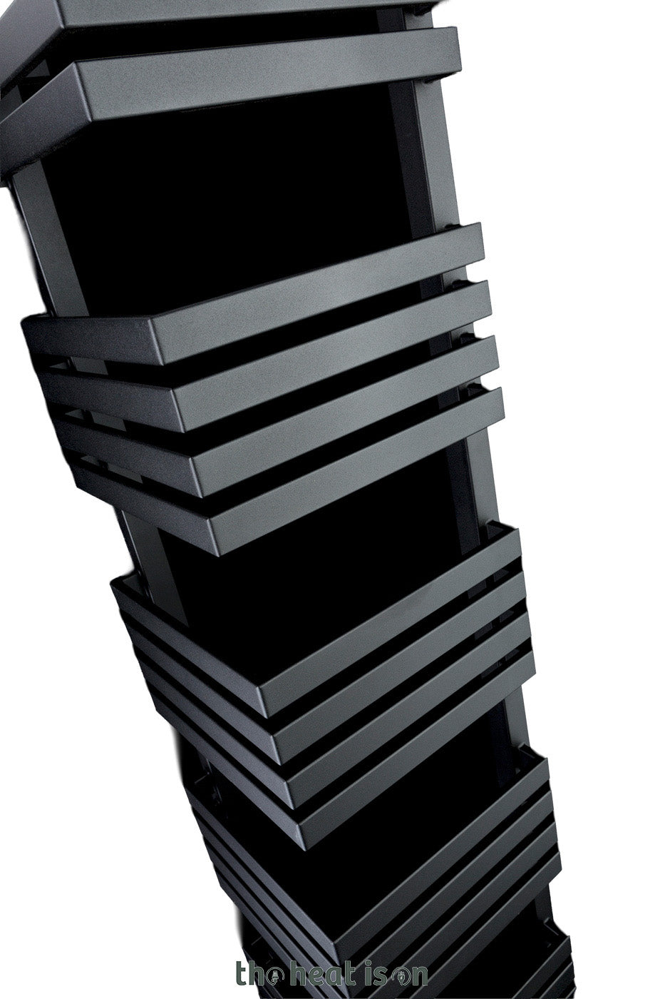 02_terma-outcorner_-735h-x-300w_mm_-1437-btus-heated-towel-rail_-heban-black