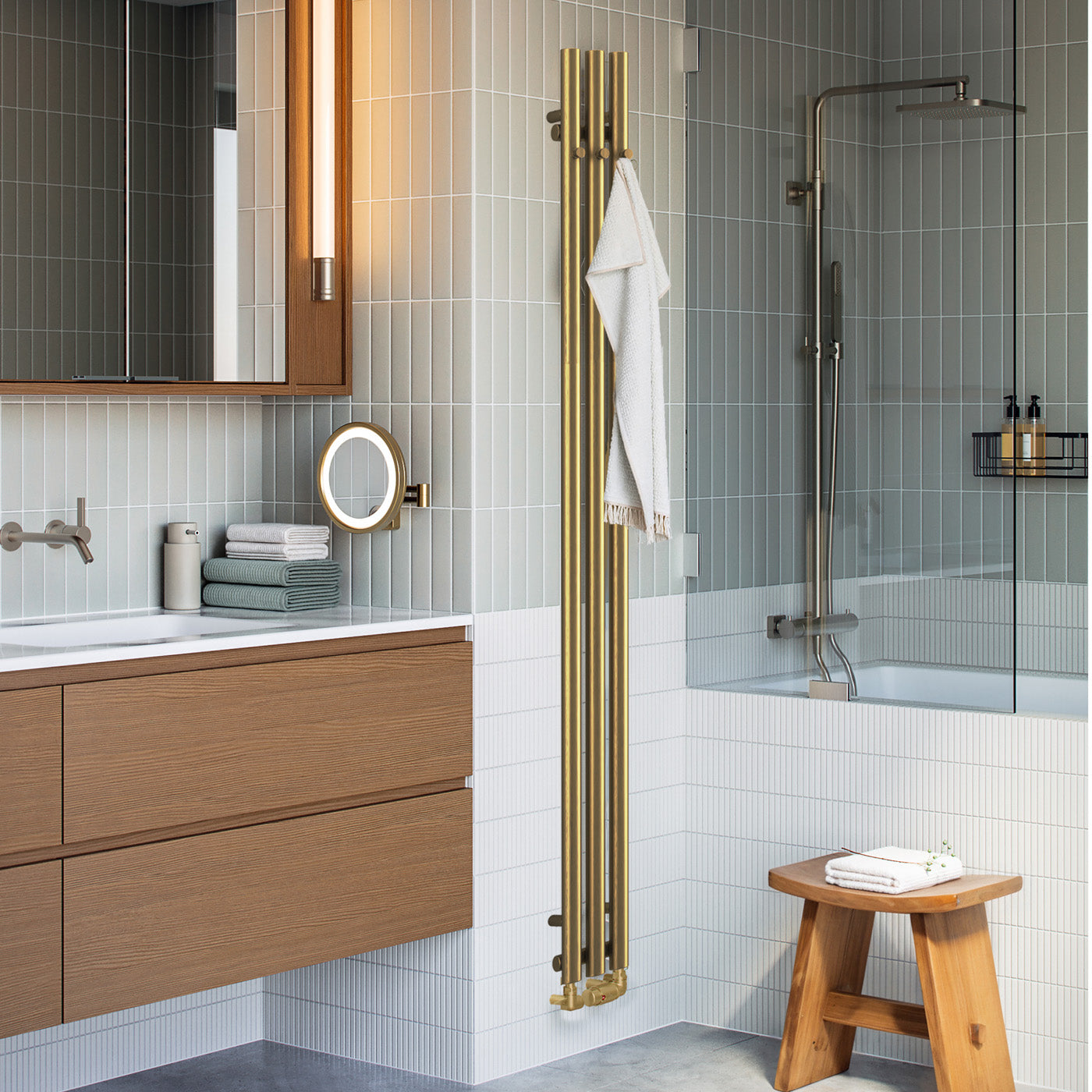 02_terma-rolo-hanger_-1800h-x-150w_mm_-1213-btus-vertical-radiator_-blackened-brass