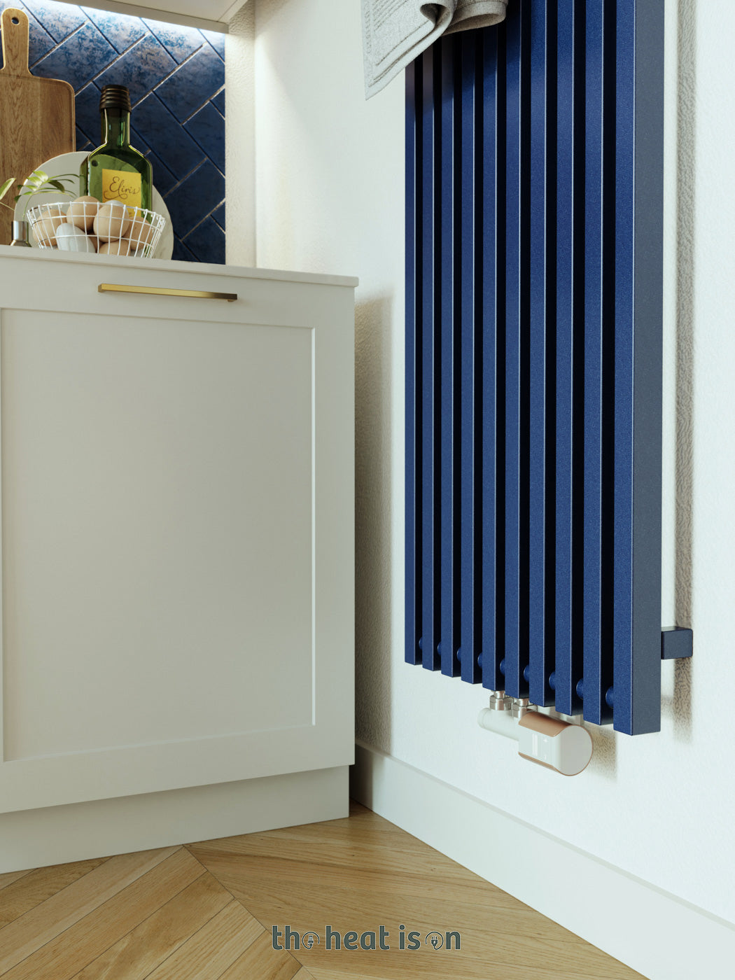 03_terma-triga_-1900h-x-480w_mm_-4101-btus-vertical-radiator_-midnight-bue