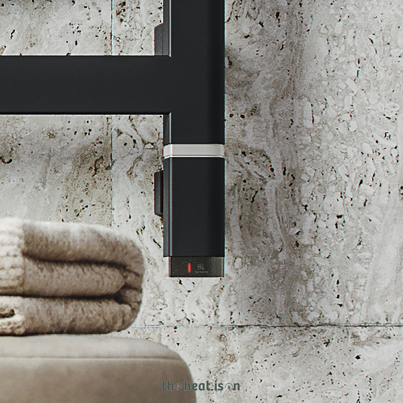 03_terma-vipera-e-_infrared-matching-profile-element_-45_60_-1470h-x-500w_mm_-600w-electric-towel-rail_-ral-9005-matt-black