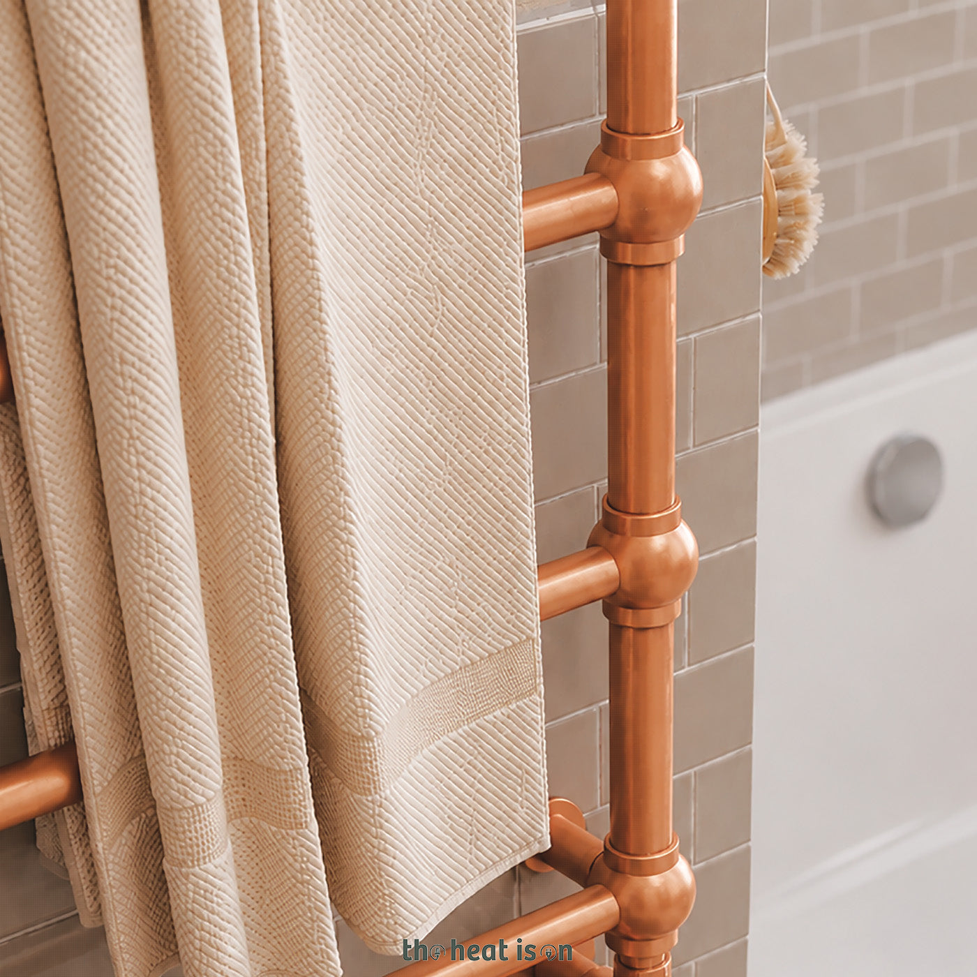04-terma-retro-dual-fuel-towel-rail-1170h-x-504wmm-1051-btus-300w-true-copper-premium-wet-paint-with-unico-dual-fuel-valve-in-true-copper-veo-black-true-copper-wi-fi-element-30-60-c
