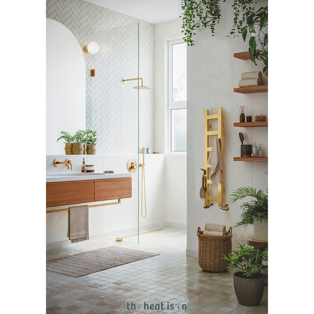 04_Terma-EASY_-960h-x-200w_mm_-638-BTUs-Heated-Towel-Rail_-Brass_2e537d4b-c4ca-4e8d-a264-d80094114816