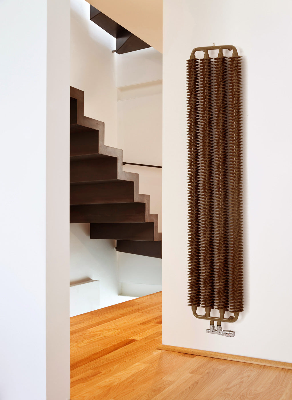 04_Terma-RIBBON-V_-1720h-x-390w_mm_-2974-BTUs-Designer-Radiator_-Bright-Copper