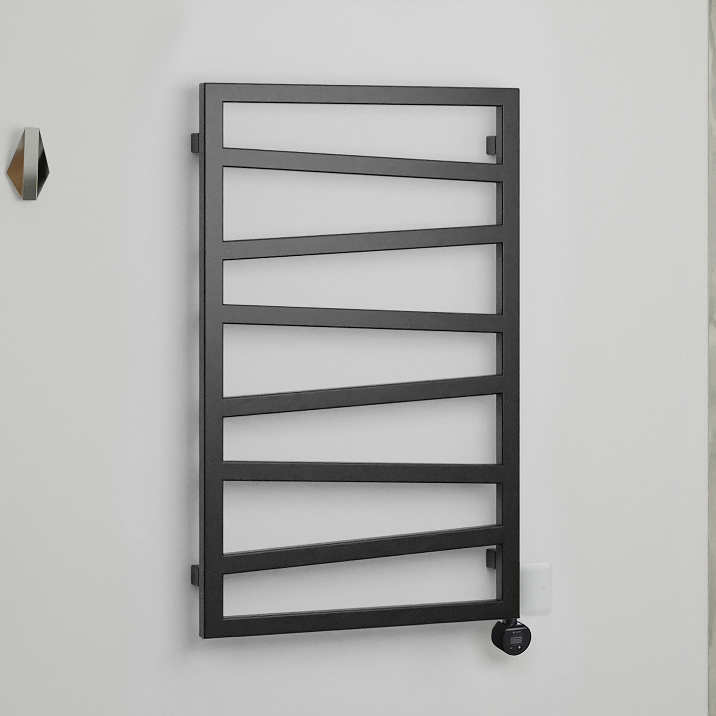 04_Terma-ZIG-ZAG-_Wi-Fi_-15-28-deg._-835h-x-500w_mm_-300w-Electric-Towel-Rail_-Textured-Textured-Heban-Black_1
