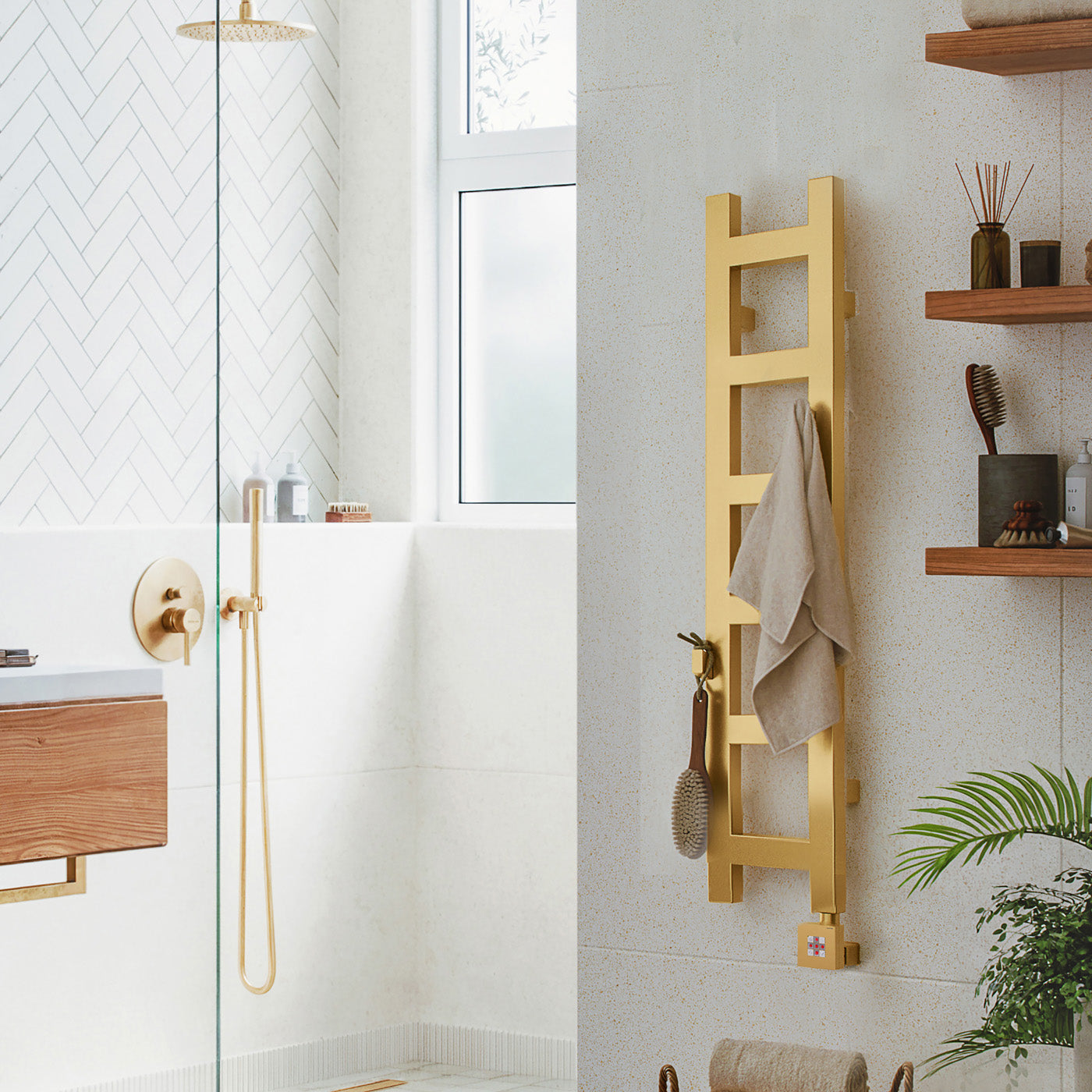 04_terma-easy-960h-x-200wmm-200w-electric-towel-rail-brass-premium-wet-paint-manually-controlled-with-ktx-2-30-60-c_316952a3-4432-4ffb-8726-ae5cda8740d7