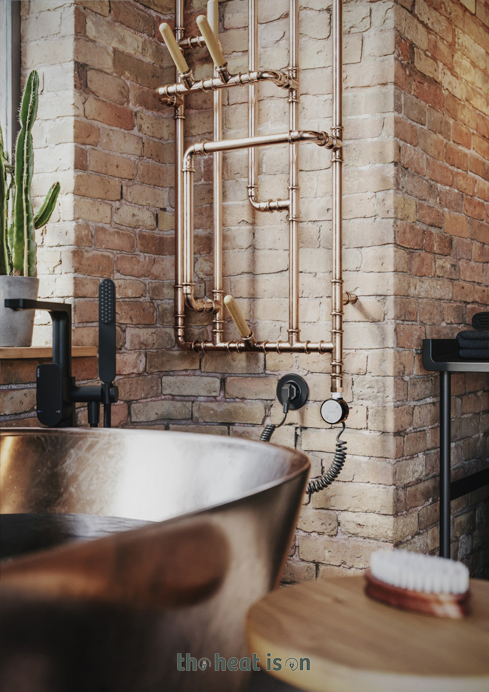 04_terma-pajak-e-_bluetoooth_-1323h-x-431w_mm_-0