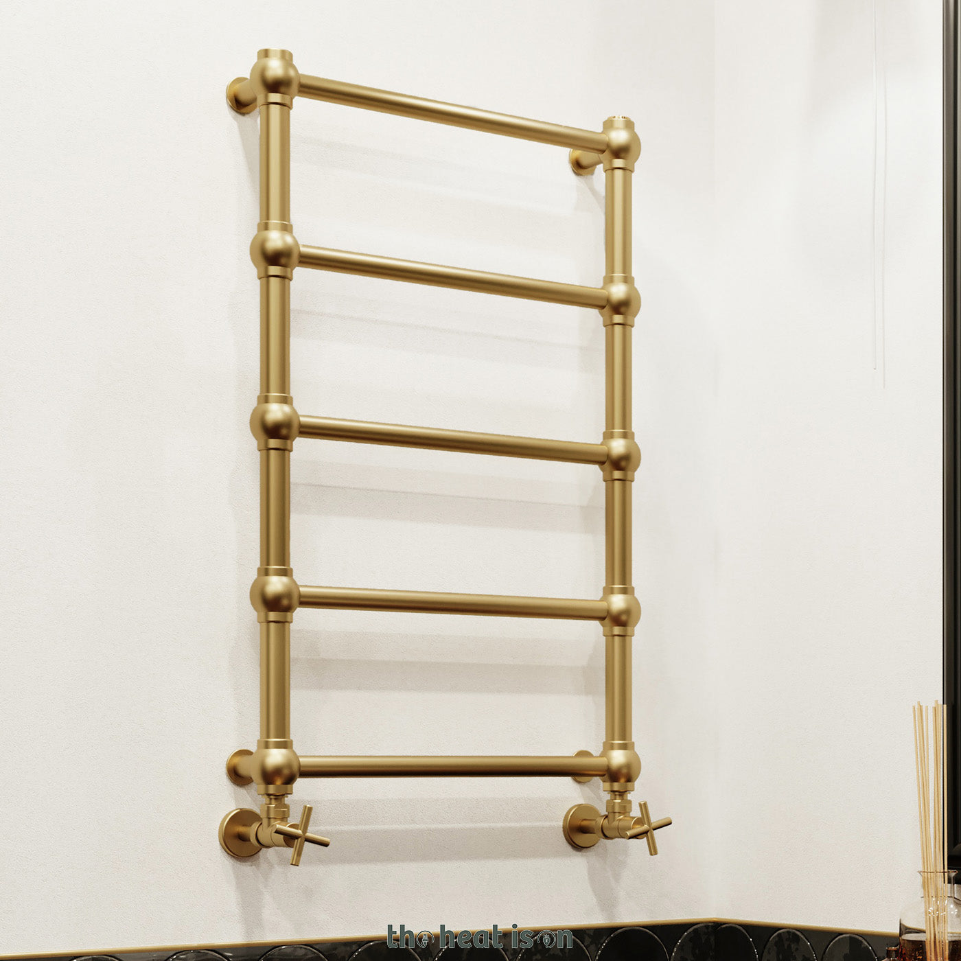 04_terma-retro_-800h-x-504w_mm_-717-btus-heated-towel-rail_-brass-_premium-wet-paint