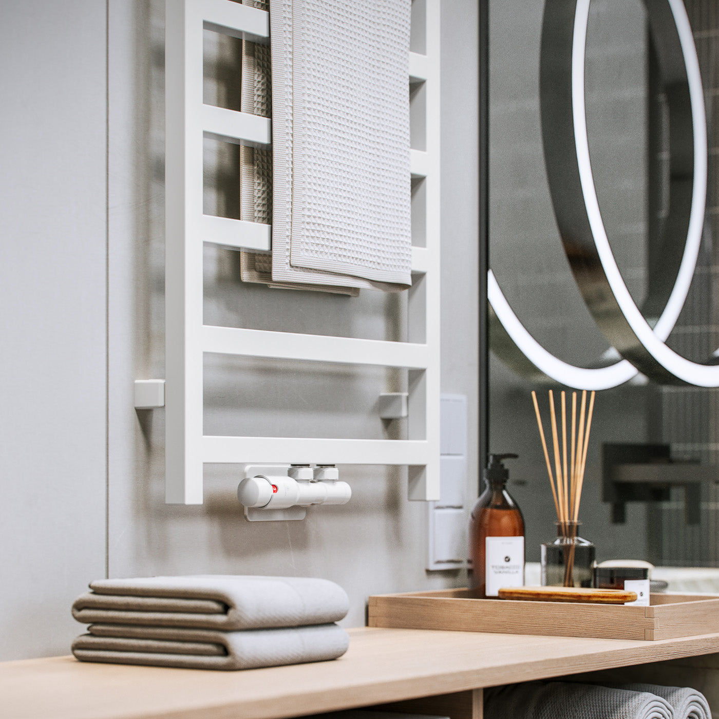 04_terma-simple_-960h-x-500w_mm_-1198-btus-heated-towel-rail_-ral-9016-matt-white