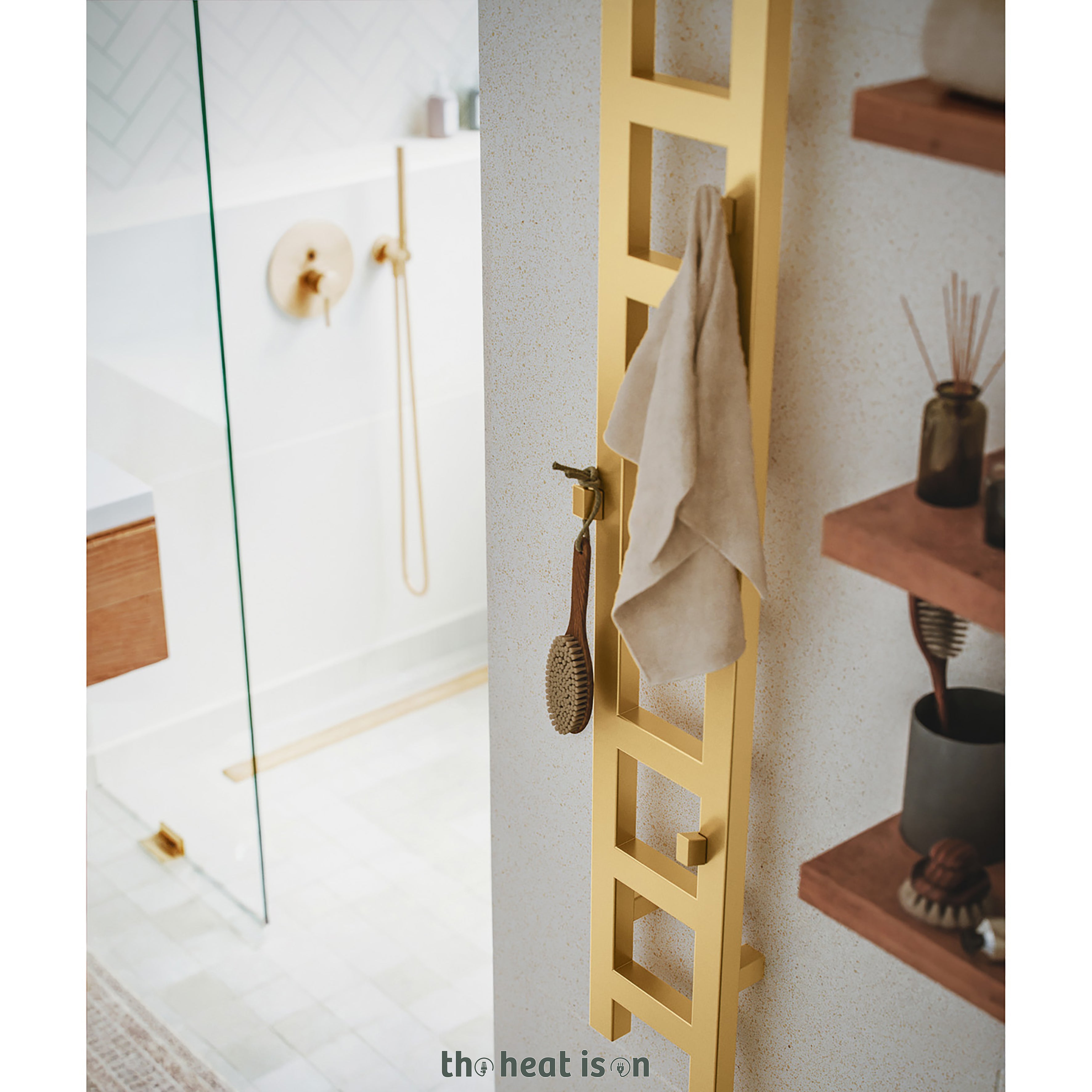 05_Terma-EASY_-960h-x-200w_mm_-638-BTUs-Heated-Towel-Rail_-Brass_4673faac-377b-49f5-93b3-c118794863b1