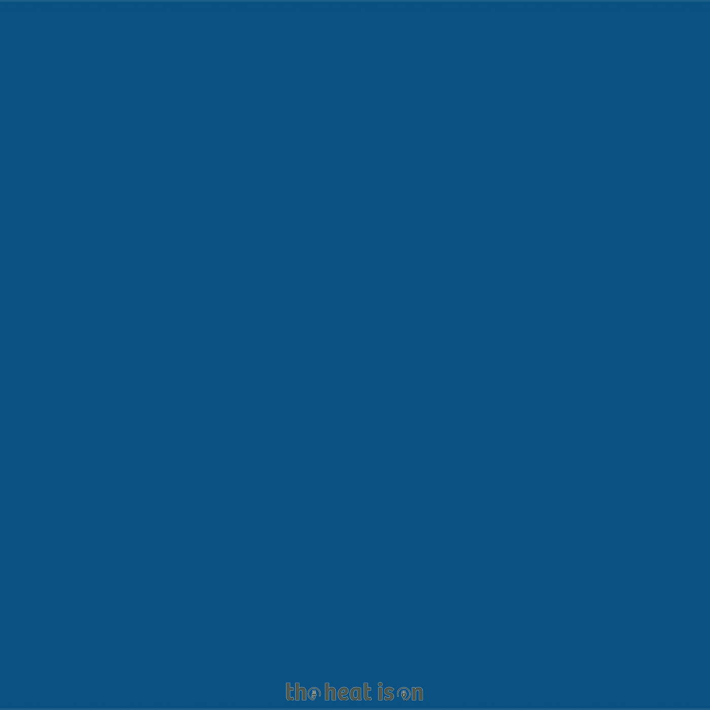 05_terma-domi_-1116h-x-500w_mm_-1750-btus-heated-towel-rail_-ral-5019-matt-capri-blue