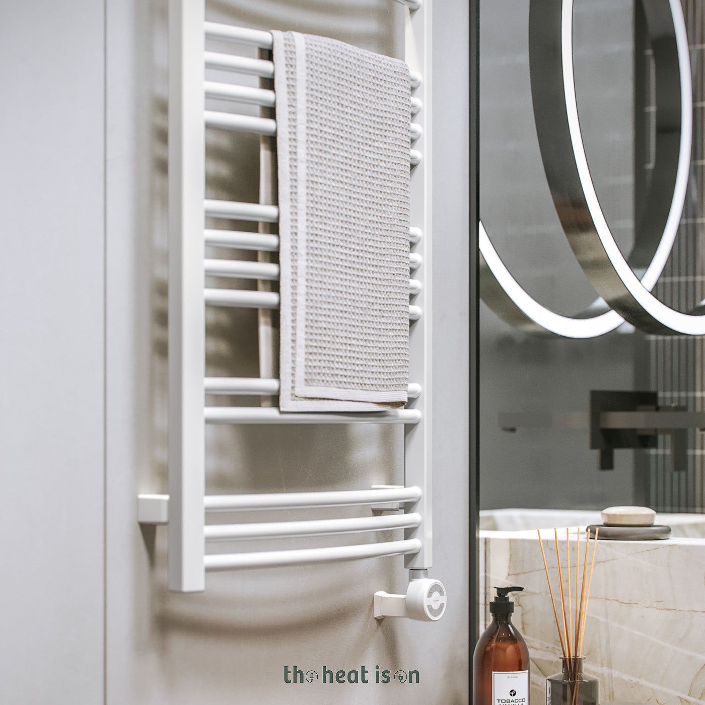 05_terma-jade-mk-e-_30-to-60_c_-1149h-x-400w_mm_-400w-electric-towel-rail_-ral-9016-matt-white