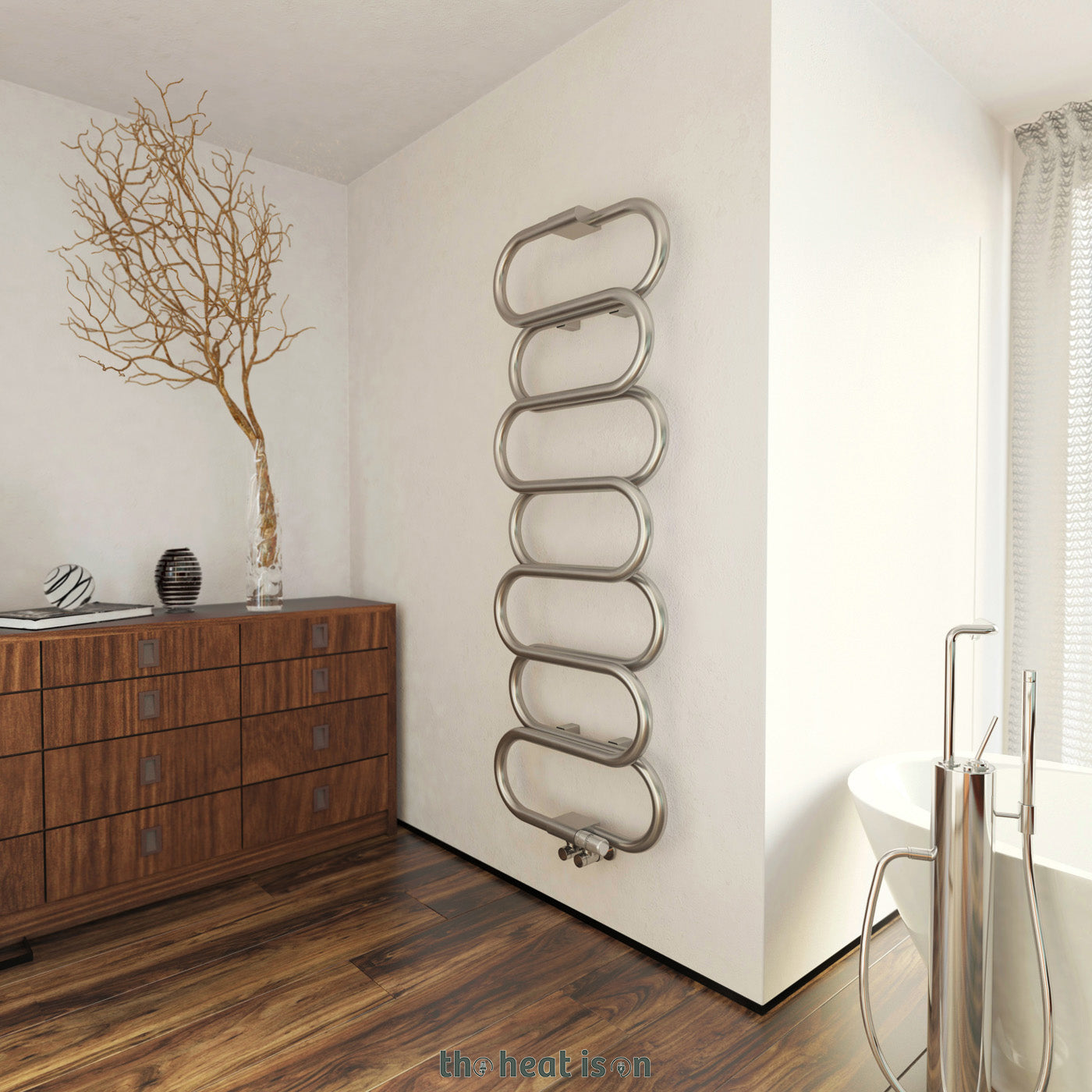 05_terma-ouse_-1437h-x-500w_mm_-1945-btus-heated-towel-rail_-inox