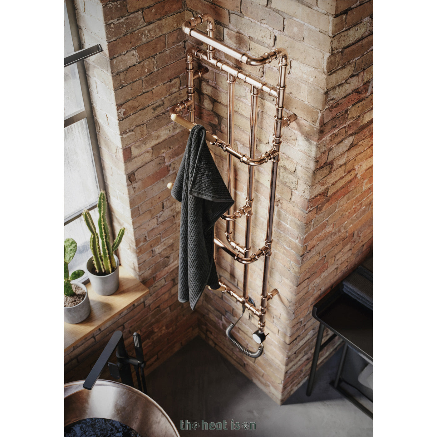 05_terma-pajak-e-_bluetoooth_-1323h-x-431w_mm_-0.4-kw-electric-radiator_-copper