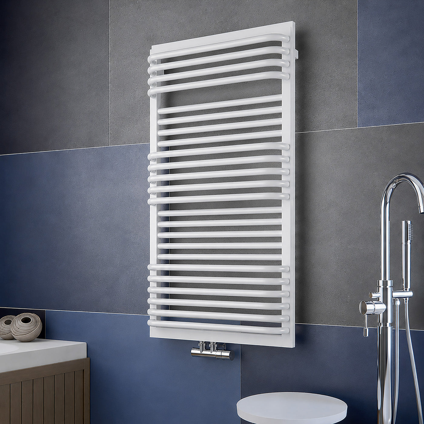 05_terma-poc-2_-1040h-x-600w_mm_-2535-btus_-heated-towel-rail_-ral-9016-matt-white