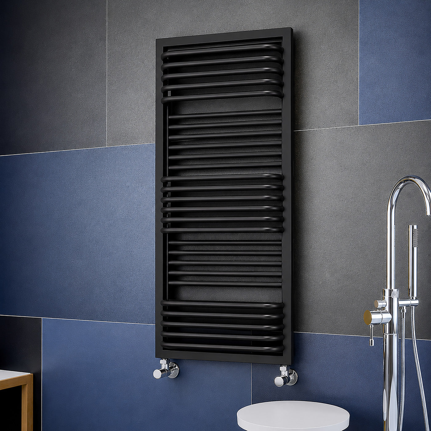05_terma-poc-2_-1240h-x-500w_mm_-2539-btus_-heated-towel-rail_-ral-9005-matt-black