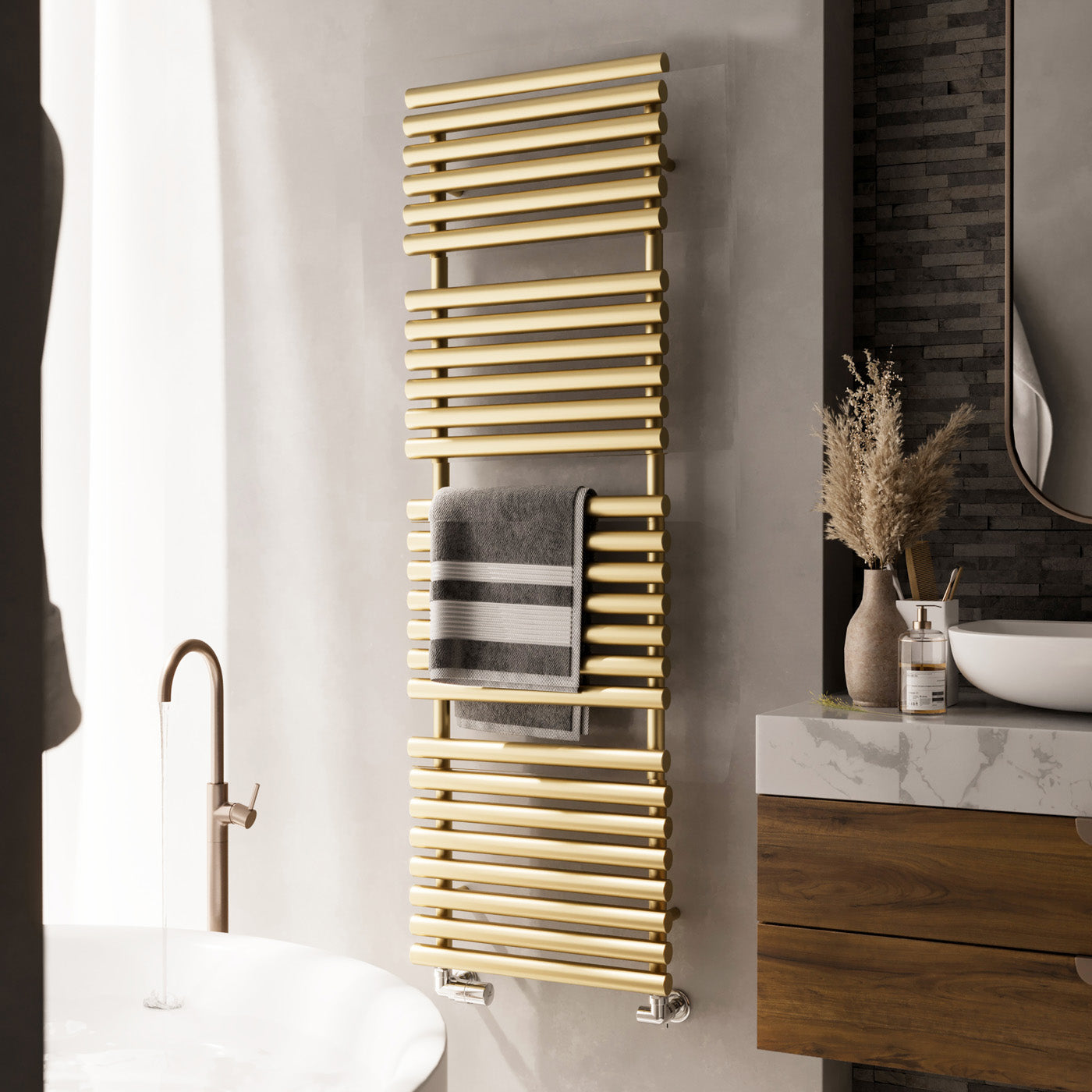 05_terma-rolo-towel_-1580h-x-520w_mm_-3044-btus-heated-towel-rail_-brass
