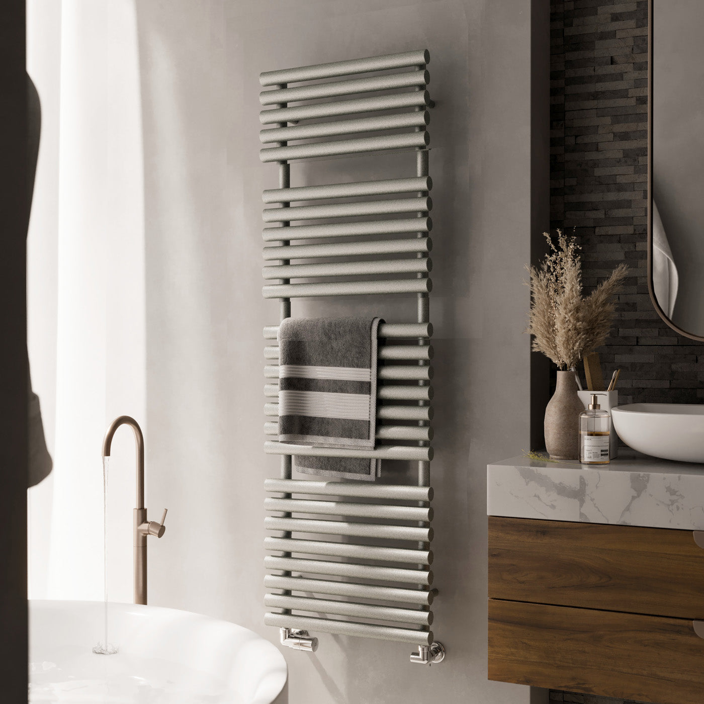 05_terma-rolo-towel_-1580h-x-520w_mm_-3044-btus-heated-towel-rail_-salt-n-pepper