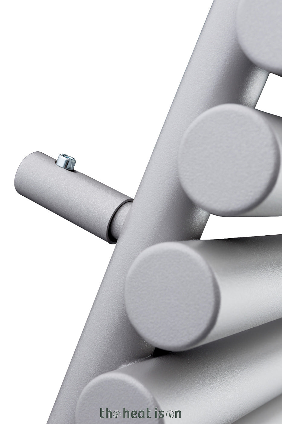 05_terma-rolo-towel_-755h-x-520w_mm_-1593-btus-heated-towel-rail_-metallic-beige-_taupe-grey