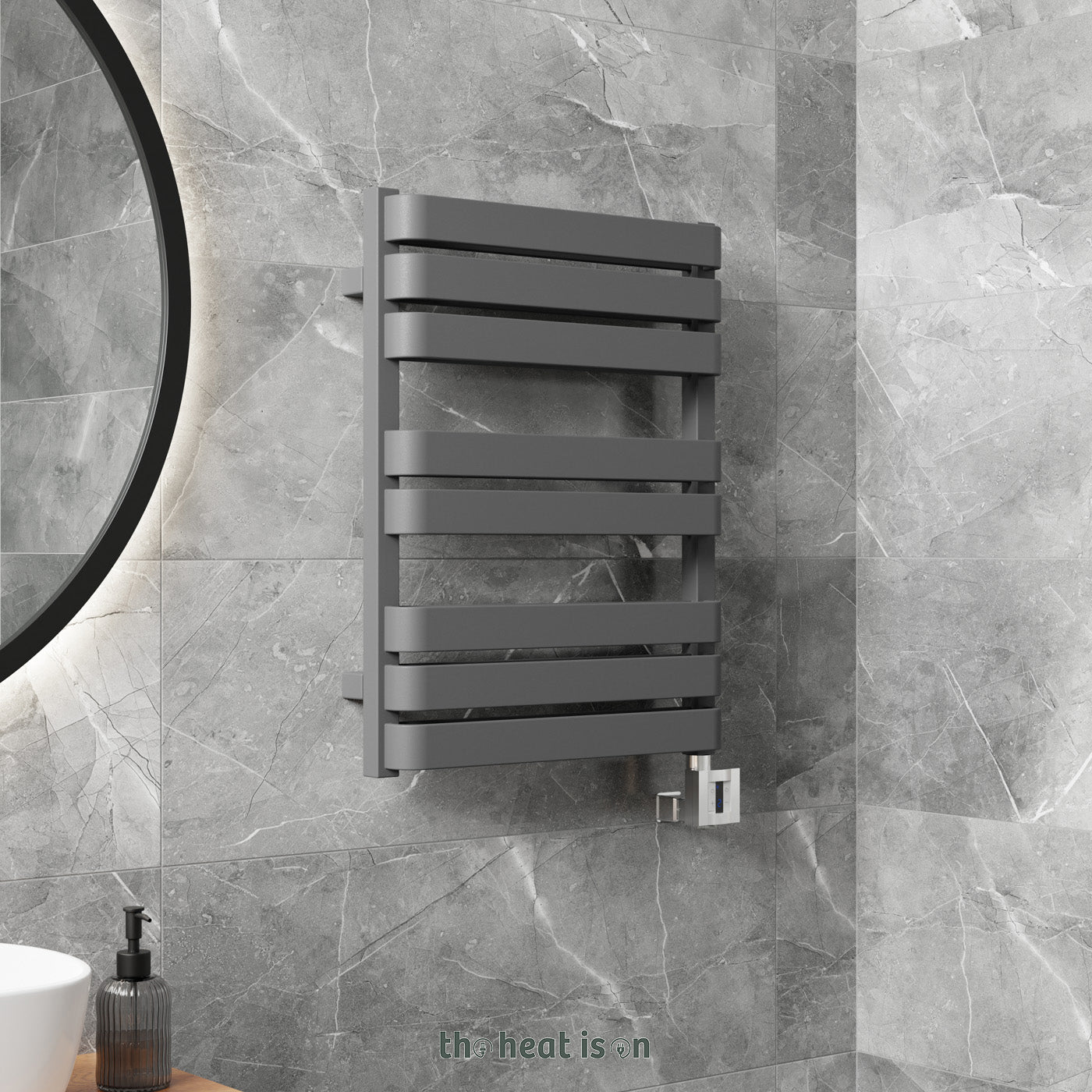 05_terma-warp-t-bold-e-_infrared_-30-to-60_c_-655h-x-500w_mm_-400w-electric-towel-rail_-metallic-grey_f43380df-9263-492d-a35f-2b5c5cc817b3