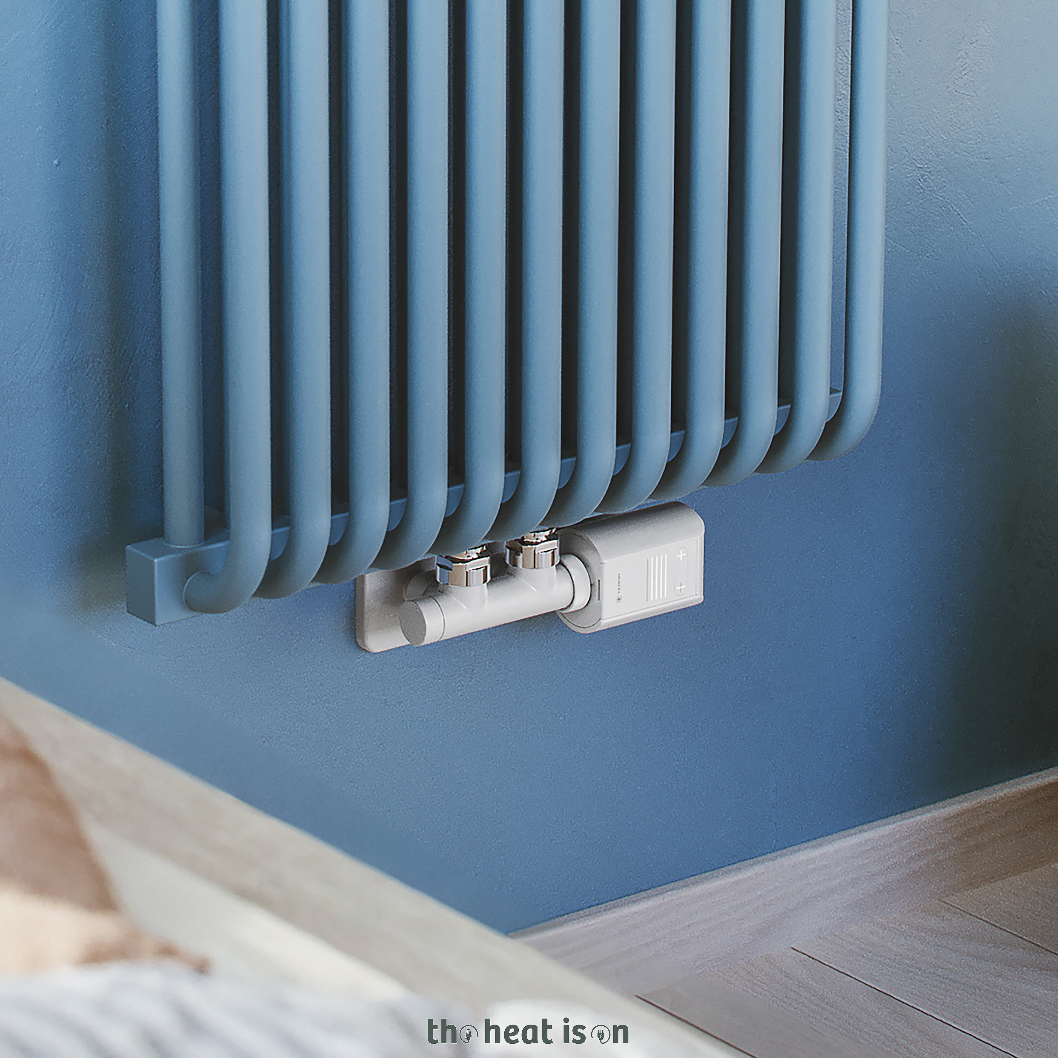 05_thermostatic-smart-_wi-fi_-radiator-valve-head_-white-fascia_-white-clamshell_-vaz