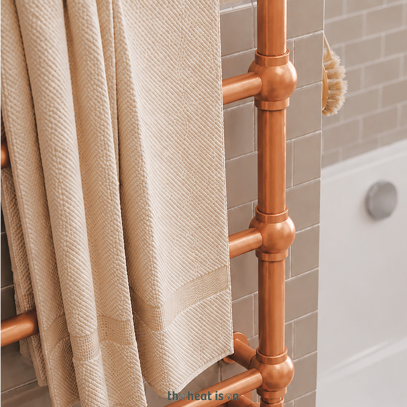 06-terma-retro-dual-fuel-towel-rail-800h-x-504wmm-717-btus-200w-true-copper-premium-wet-paint-with-unico-dual-fuel-valve-in-true-copper-veo-black-true-copper-wi-fi-element-30-60-c