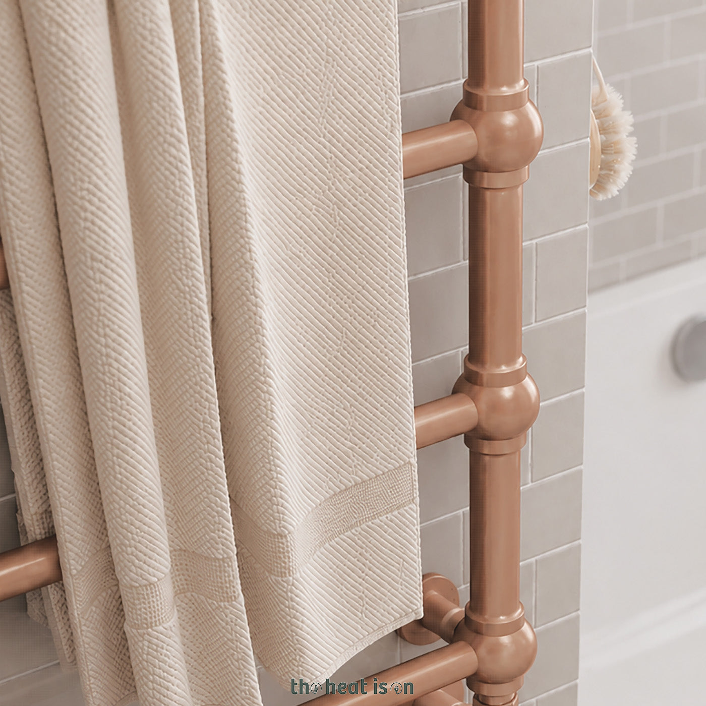 06-terma-retro-dual-fuel-towel-rail_-800h-x-504w_mm_-717-btus_-200w_-bright-copper-_with-unico-dual-fuel-valve-in-bright-copper--_-veo-black_black-wi-fi-element_-30-60_c