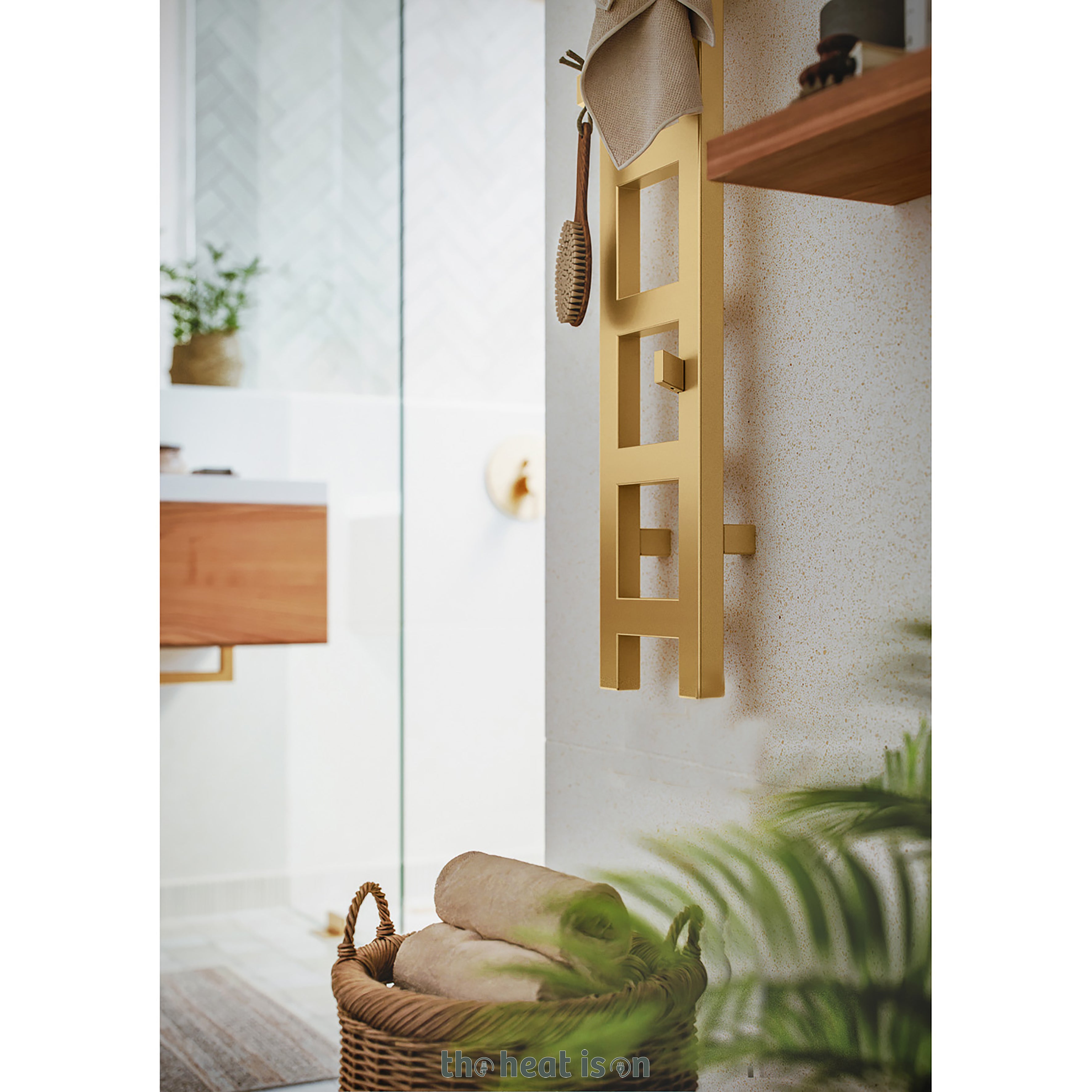 06_Terma-EASY_-960h-x-200w_mm_-638-BTUs-Heated-Towel-Rail_-Brass_a1a95c77-2504-48c5-a372-838b0ba2d03f