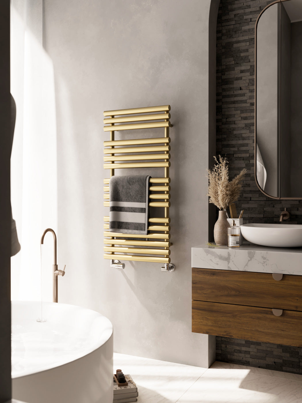 06_Terma-ROLO-TOWEL_-1085h-x-520w_mm_-2111-BTUs-Heated-Towel-Rail_-Brass