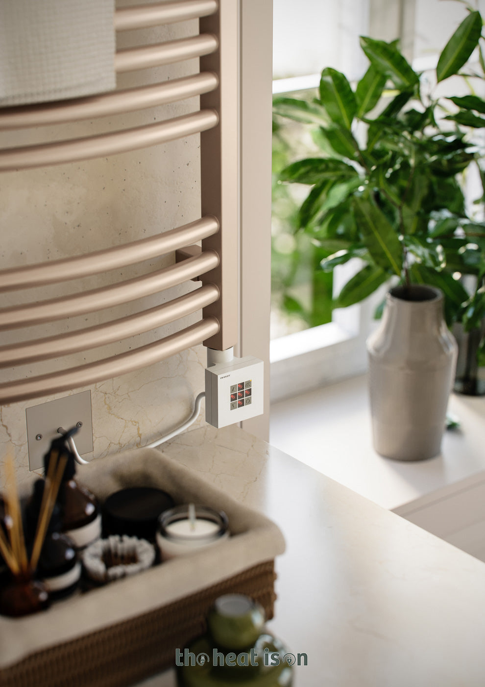 06_terma-lena-e-_30-to-60_c_-900h-x-436w_mm_-400w-electric-towel-rail_-champagne-_premium-wet-paint