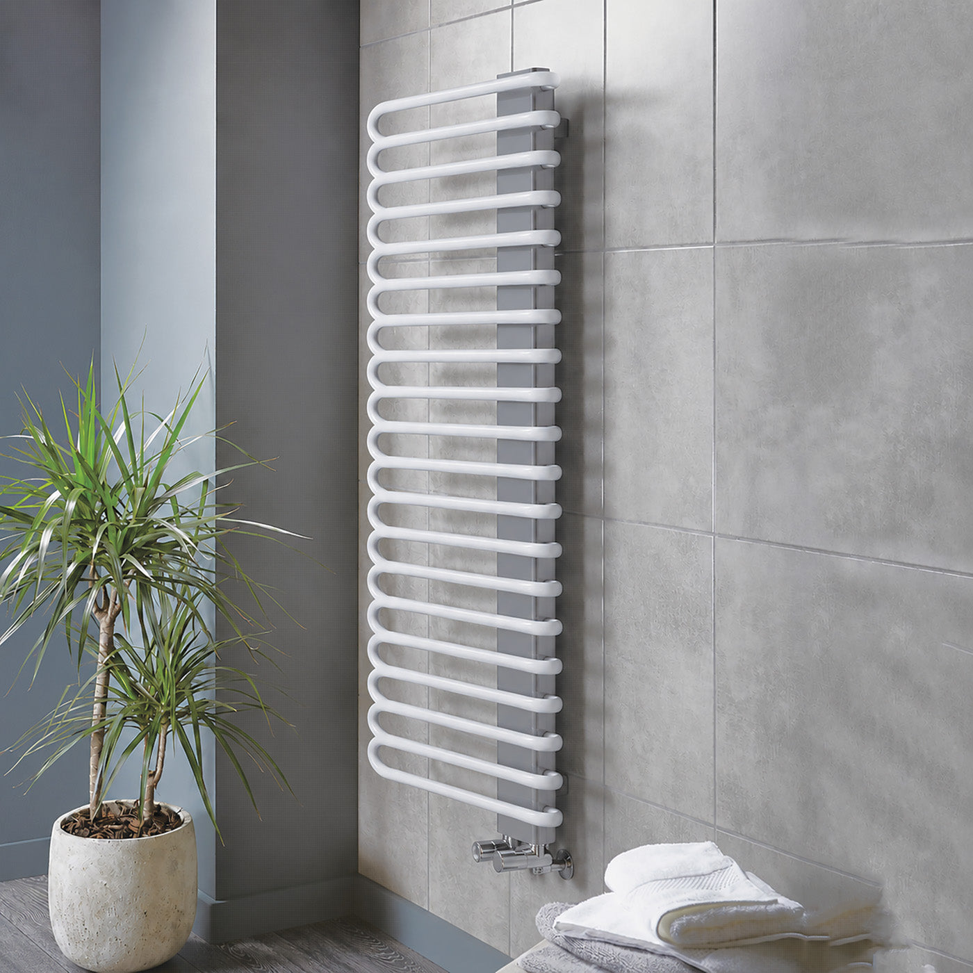 06_terma-michelle_-1200h-x-500w_mm_-2460-btus_-heated-towel-rail_-ral-9016-matt-white-_bars_---inox-_masking