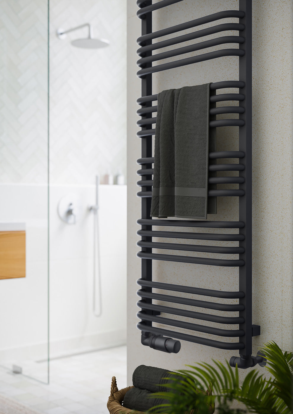 07_Terma-ALEX_-1580h-x-500w_mm_-2708-BTUs-Heated-Towel-Rail_-Modern-Grey