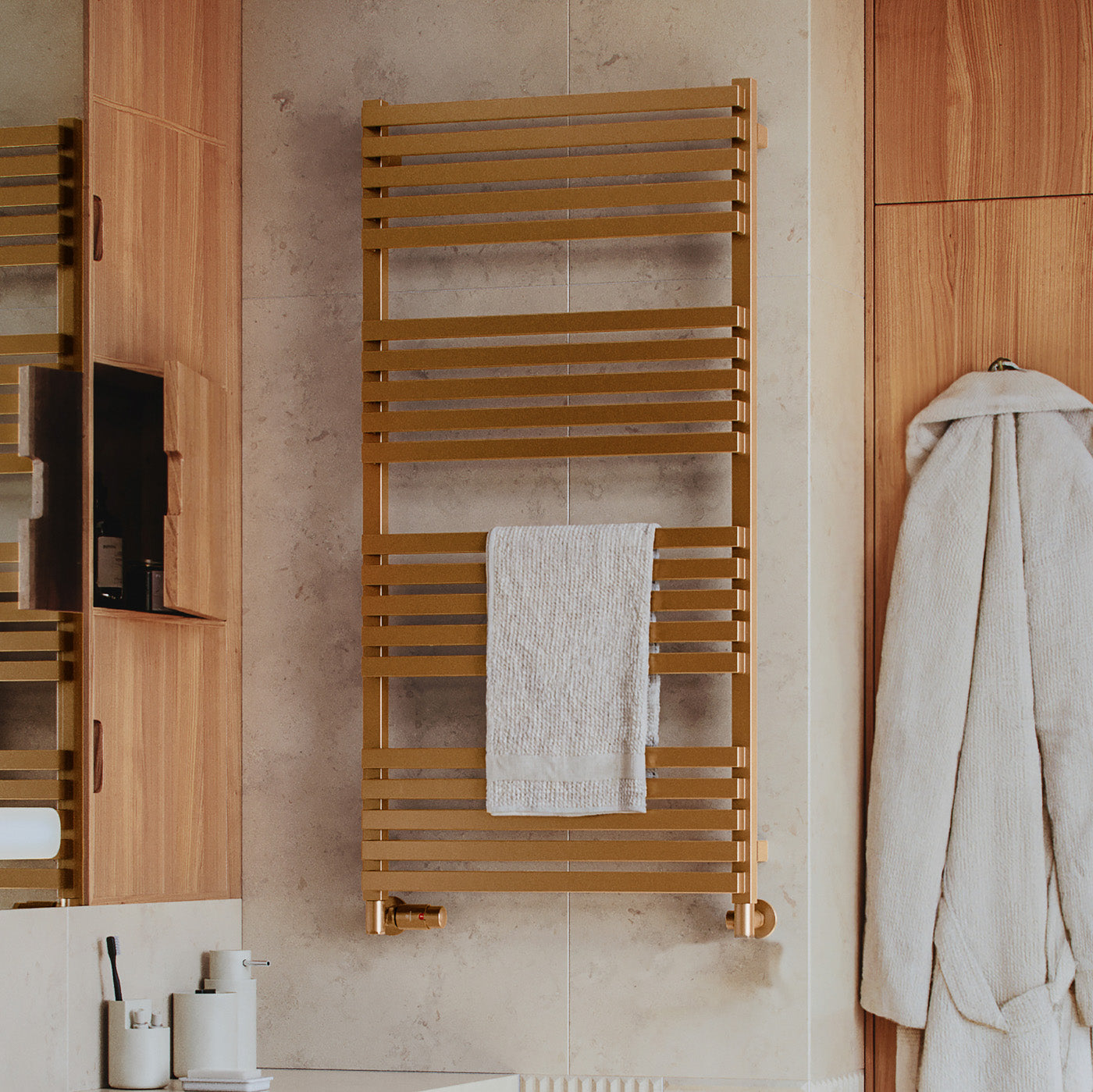 07_terma-quadrus-slim_-1185h-x-600w_mm_-2501-btus-heated-towel-rail_-old-bronze-_premium-wet-paint