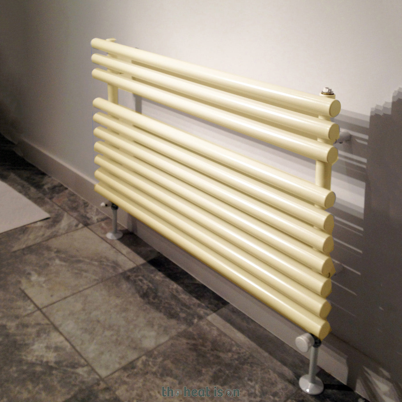07_terma-rolo-towel_-1800h-x-520w_mm_-3456-btus-heated-towel-rail_-sparkling-cream_2af4a879-ffd9-41ba-96b1-39e4c8fb13d8