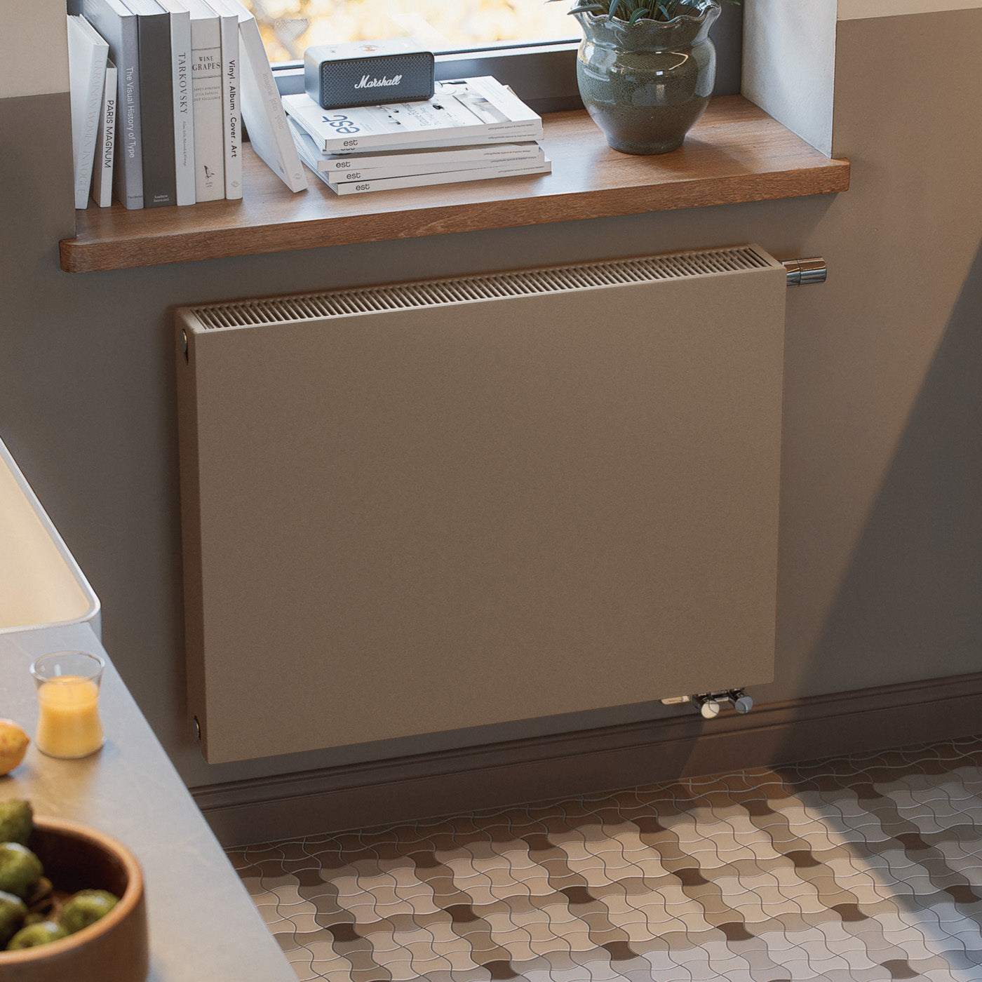 07_terma-solid-600h-x-800wmm-3785-btus-designer-radiator-quartz-mocha