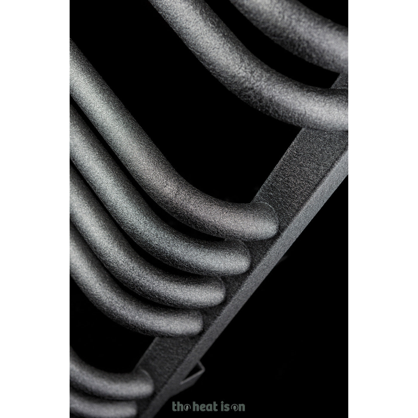 08_terma-alex_-540h-x-600w_mm_-1211-btus-heated-towel-rail_-metallic-black_da77be11-b16d-4686-9ace-bb0eb44abd85