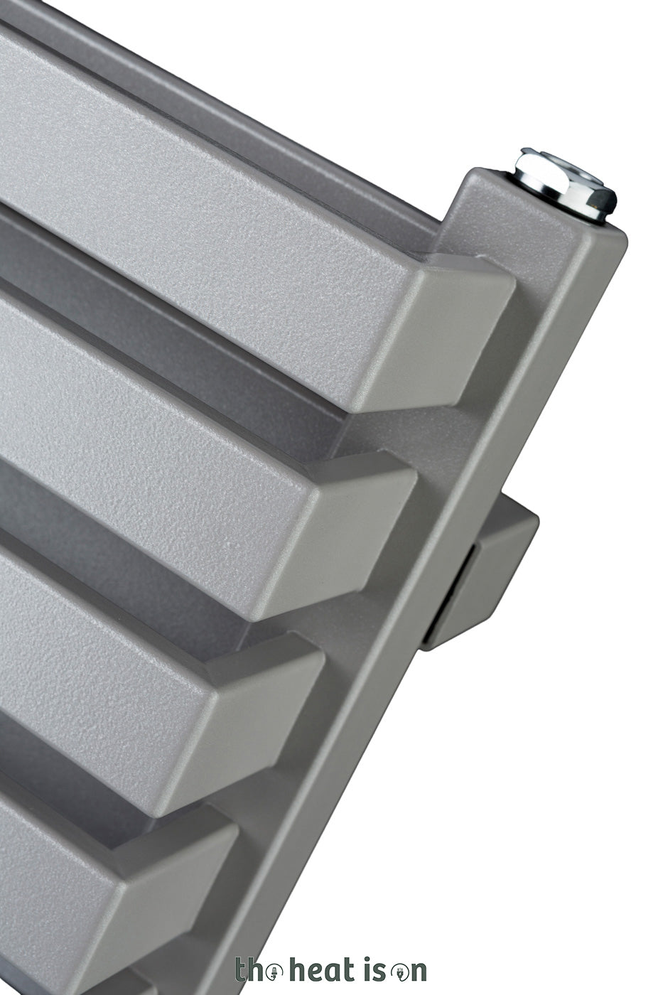 08_terma-quadrus-bold_-1185h-x-600w_mm_-3798-btus-heated-towel-rail_-metallic-beige-_taupe-grey