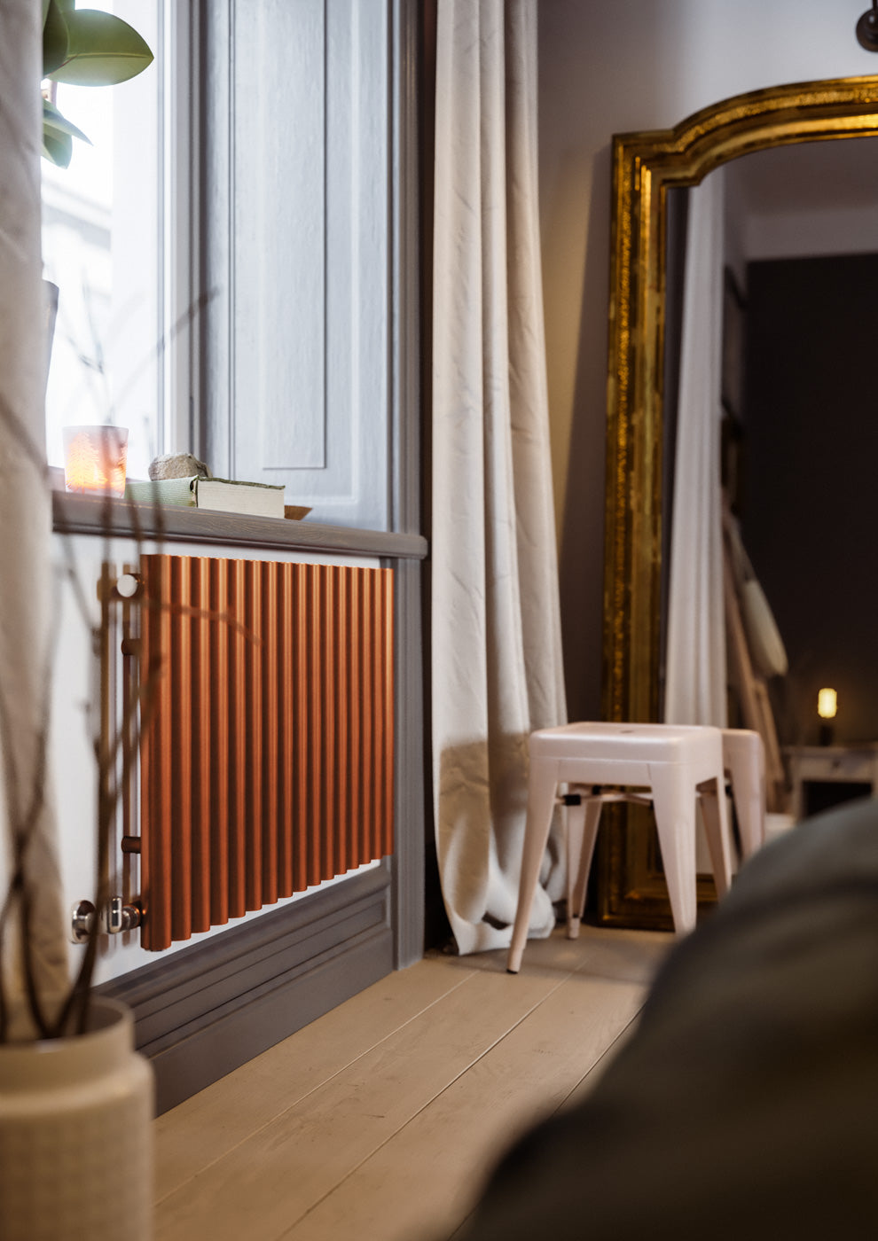 08_terma-rolo-room-500h-x-865wmm-2015-btus-designer-radiator-true-copper