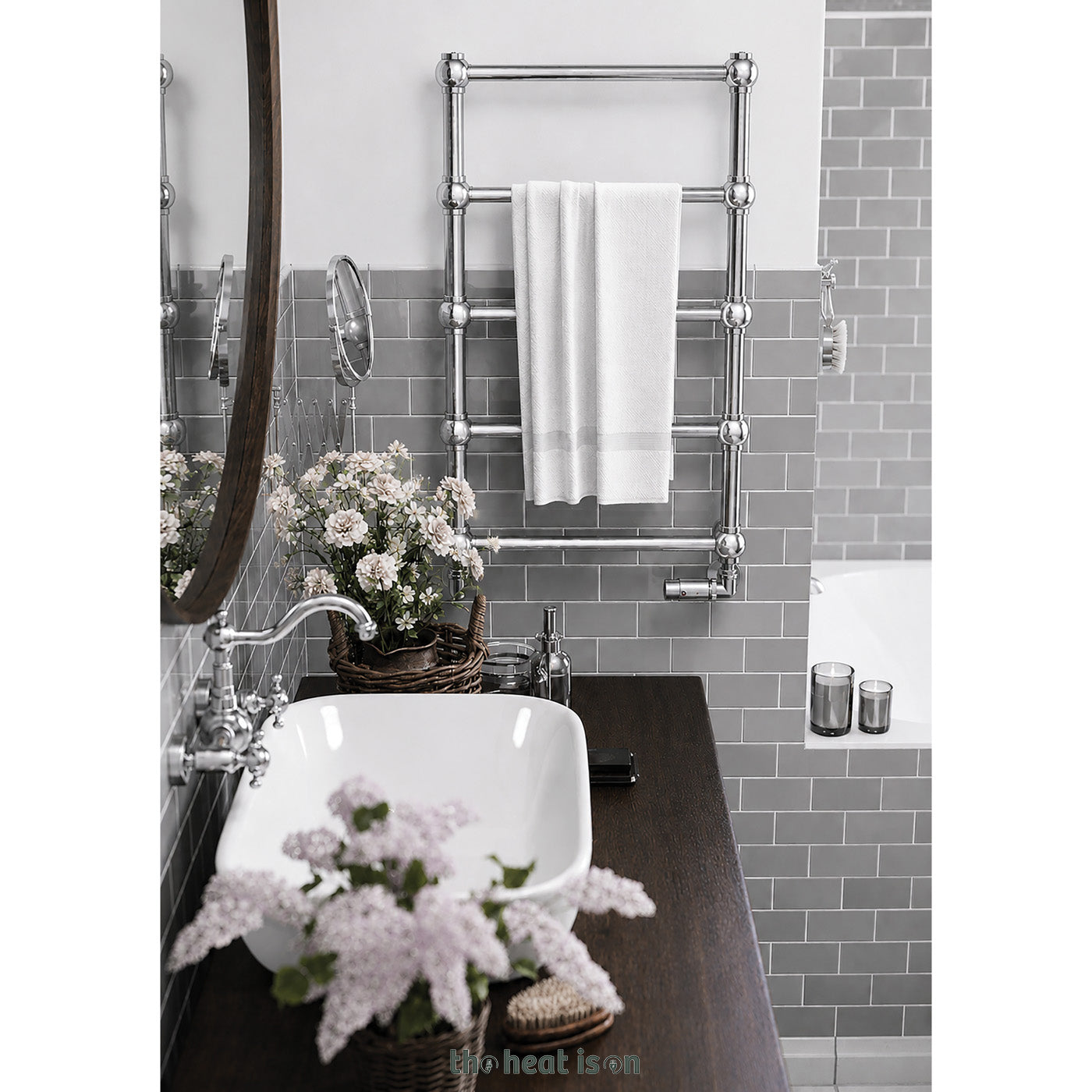 09-terma-retro-800h-x-504wmm-501-btus-heated-towel-rail-chrome