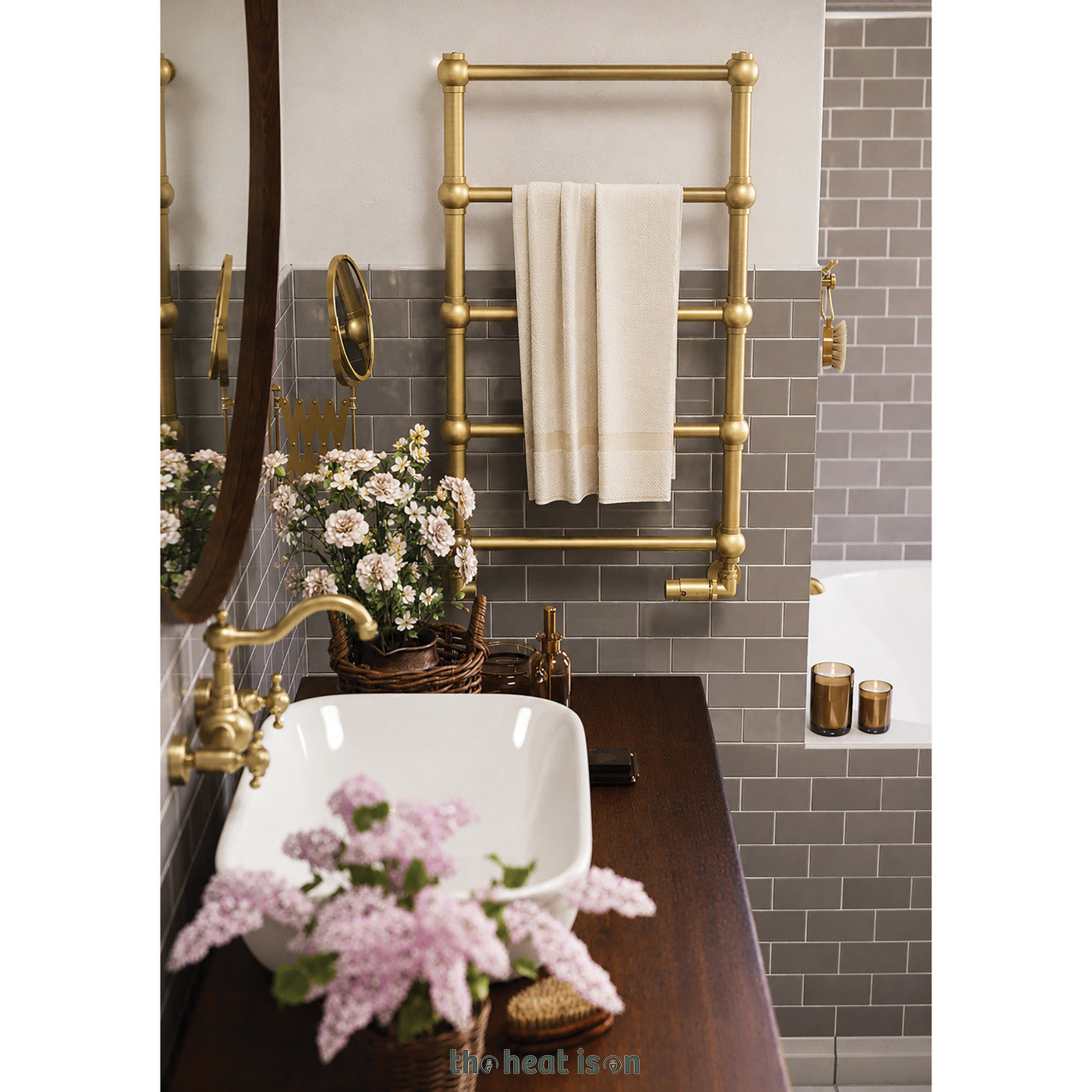09-terma-retro_-800h-x-504w_mm_-717-btus-heated-towel-rail_-brass-_premium-wet-paint