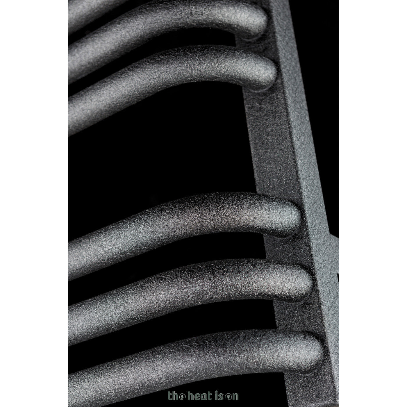 09_terma-alex_-1580h-x-600w_mm_-3238-btus-heated-towel-rail_-metallic-black_f66f1892-f610-4ca1-be55-2cadfceaa5fc