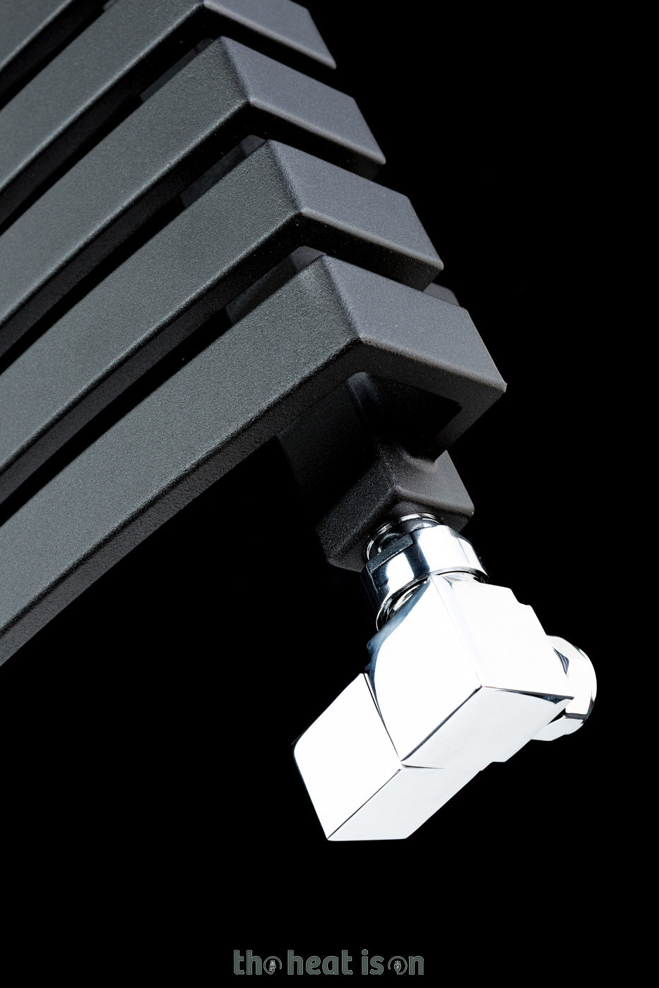 09_terma-kioto_-1500h-x-480w_mm_-2661-btus-heated-towel-rail_-heban-black