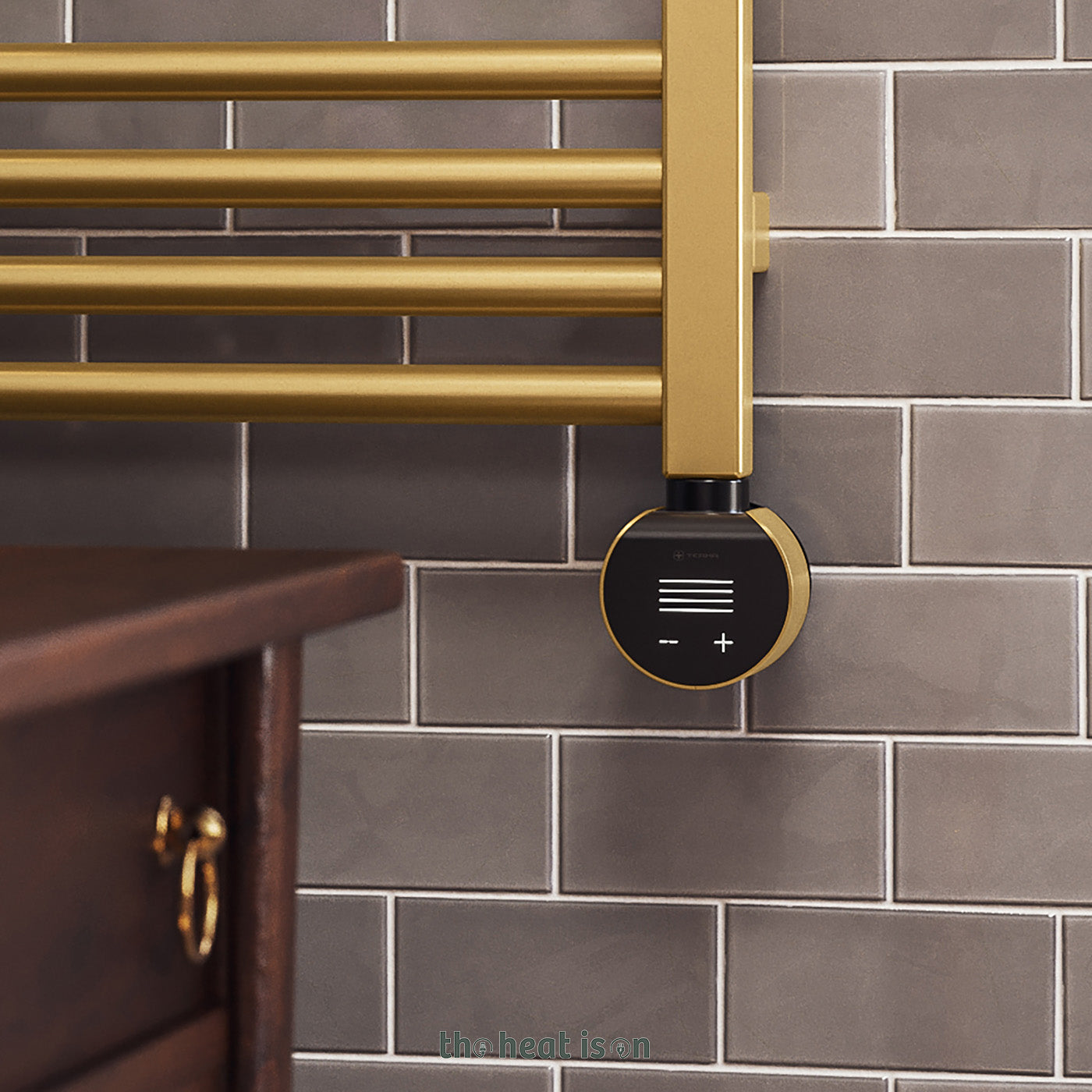 10_Heating-Element-VEO-Terma-SMART-Controller_-Brass-Clamshell_-Black-Fascia-_Supplied-with-UK-Plug-pre-fitted_bcdf14dc-f079-4c2f-94f8-c41f1ee4c02c