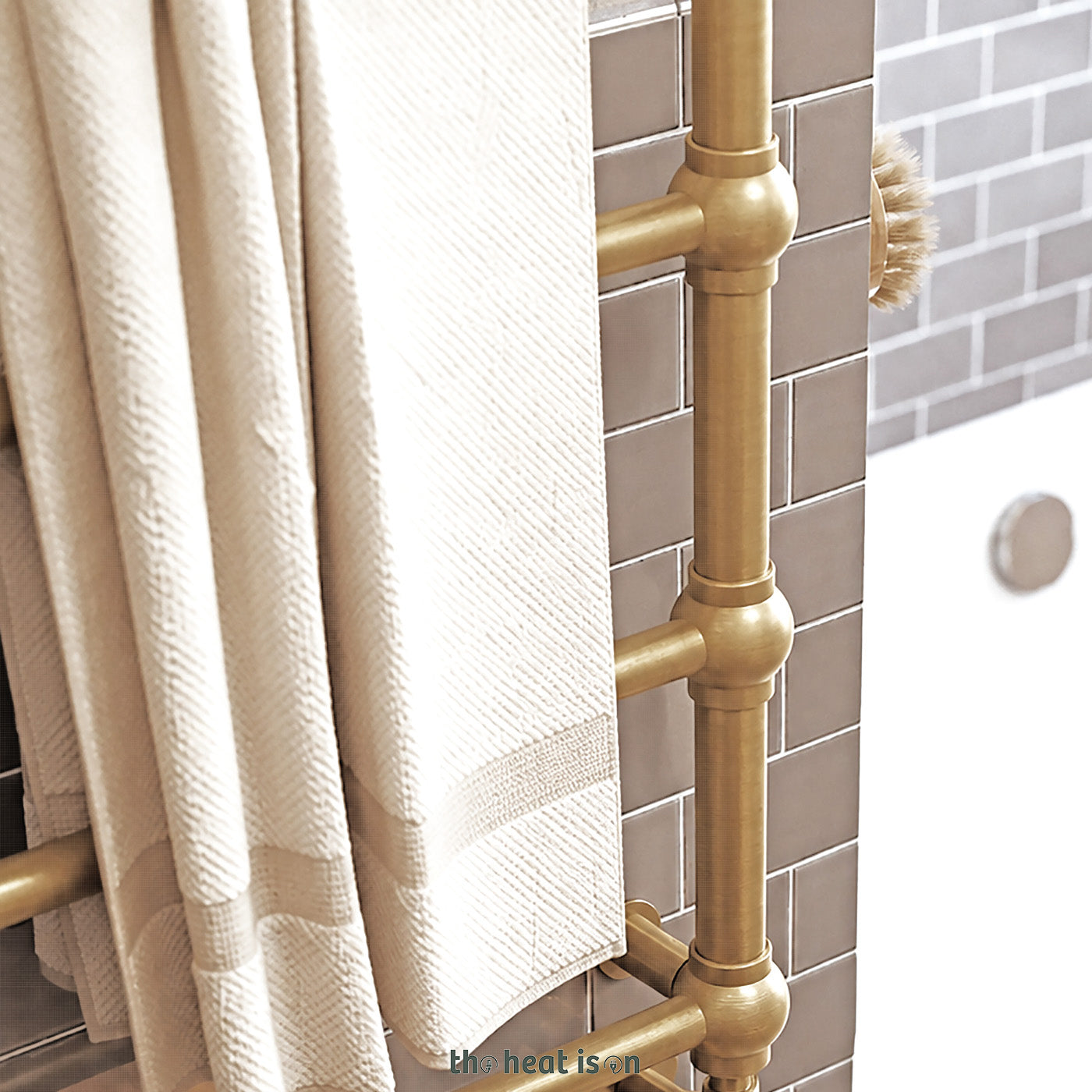 11-terma-retro-dual-fuel-towel-rail-800h-x-504wmm-717-btus-200w-brass-premium-wet-paint-with-unico-dual-fuel-valve-in-brass-veo-black-brass-wi-fi-element-30-60-c_54c47da5-2271-4e21-b2e2-c79e13ca63cf