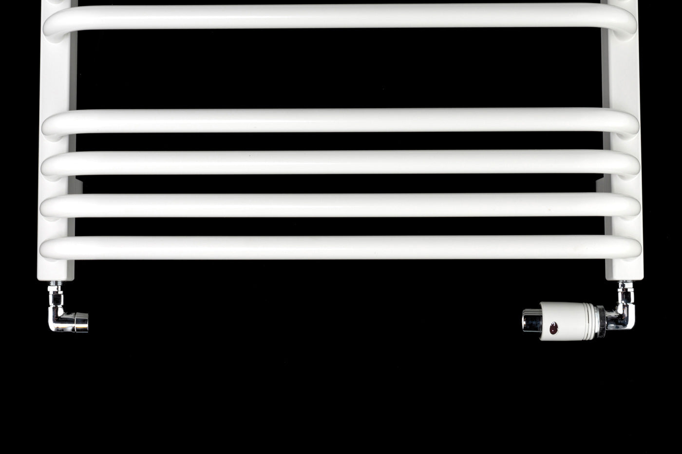 11_terma-alex_-760h-x-600w_mm_-1641-btus-heated-towel-rail_-ral-9016-white