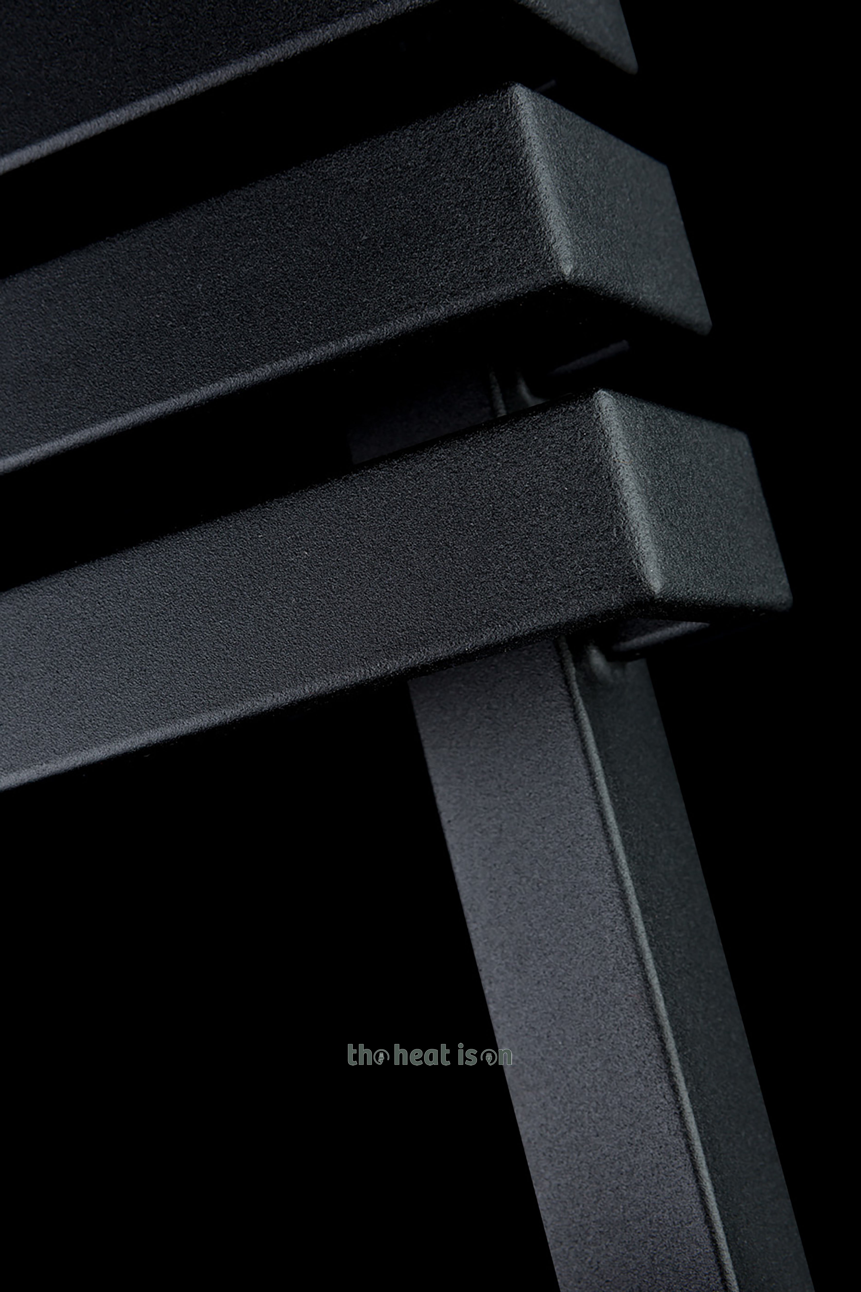 11_terma-kioto-one-dual-fuel-towel-rail_-1185h-x-480w_mm_-2143-btus_-600w_-heban-black-_with-unico-dual-fuel-valve-in-chrome-_-internal-one-element_-45_60oc