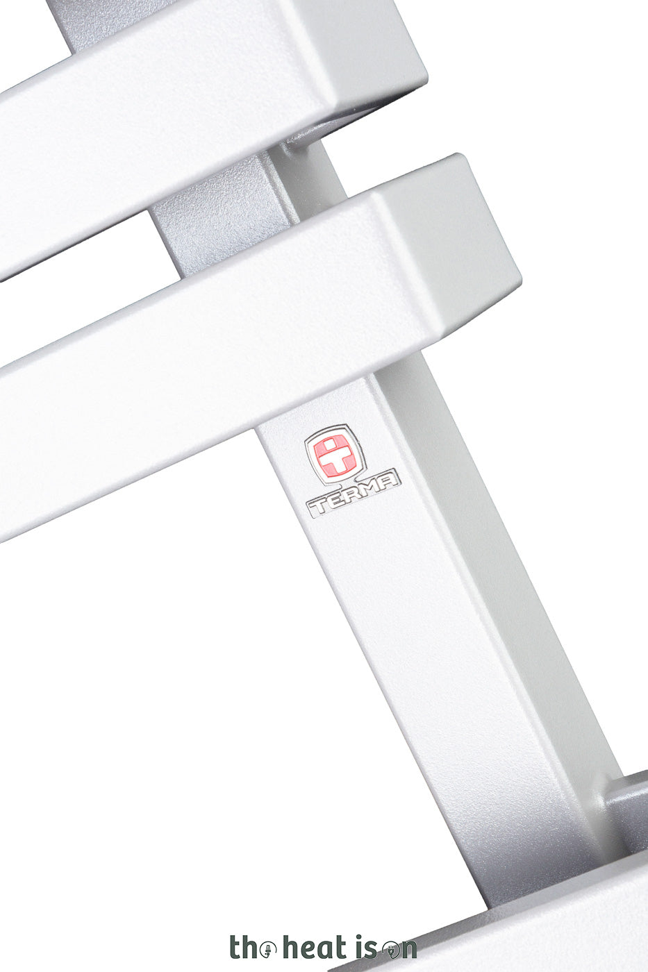 12_terma-kioto_-1815h-x-480w_mm_-3180-btus-heated-towel-rail_-ral-9016-matt-white