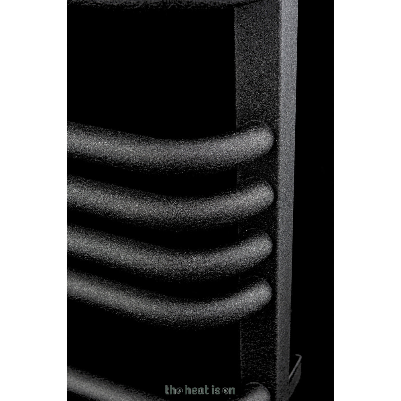 16_terma-alex_-1140h-x-600w_mm_-2426-btus-heated-towel-rail_-metallic-black_fcc0bf60-127d-4c9e-a716-a9cc5f4ab293