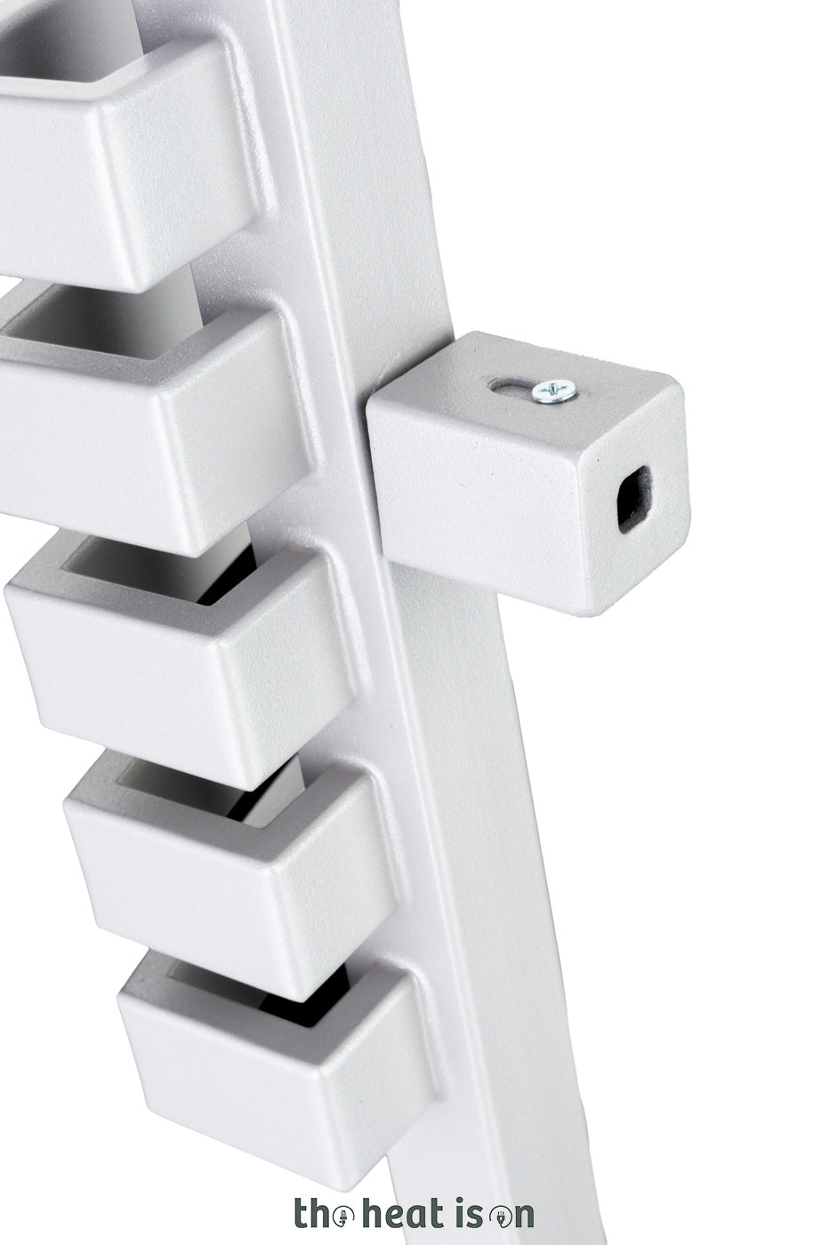 16_terma-kioto_-1815h-x-480w_mm_-3180-btus-heated-towel-rail_-ral-9016-matt-white