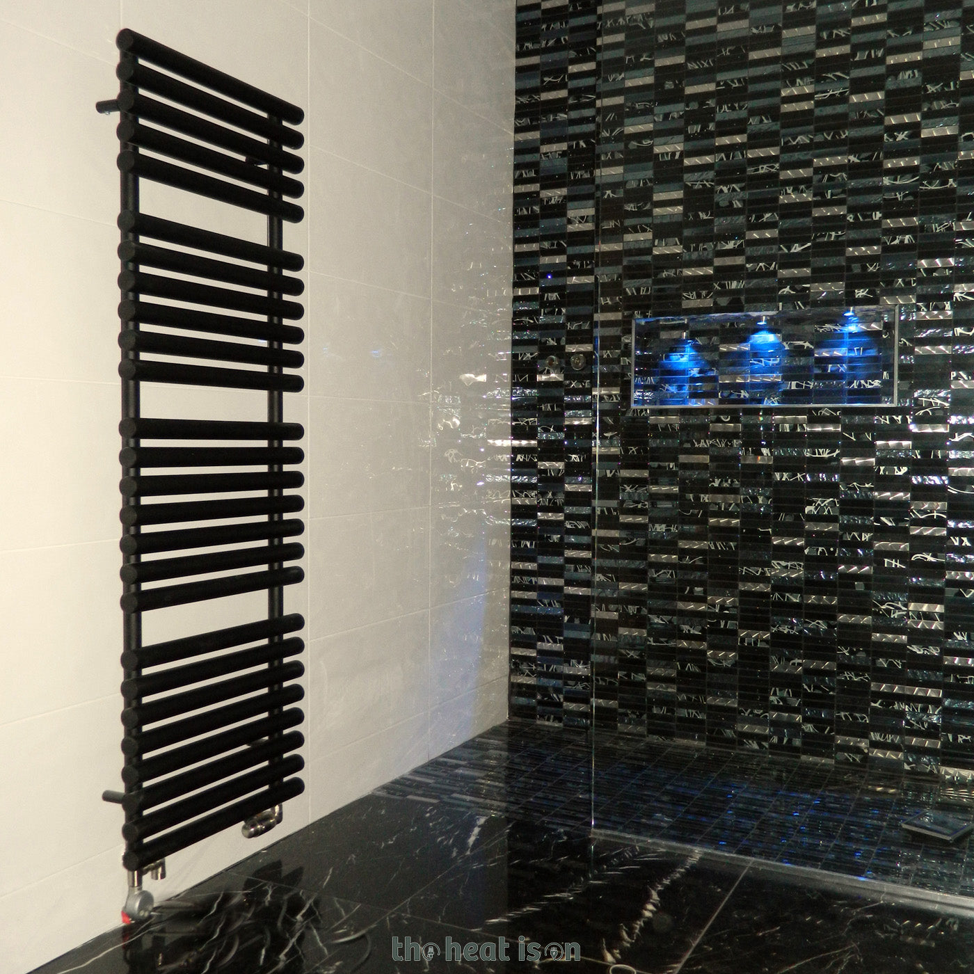 18_terma-rolo-towel_-1800h-x-520w_mm_-3456-btus-heated-towel-rail_-heban-black
